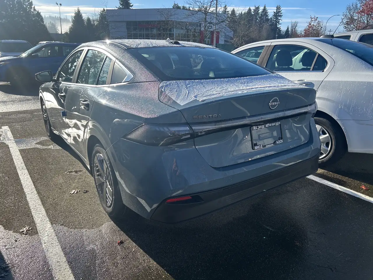 Nissan Sentra снимка Nissan Sentra