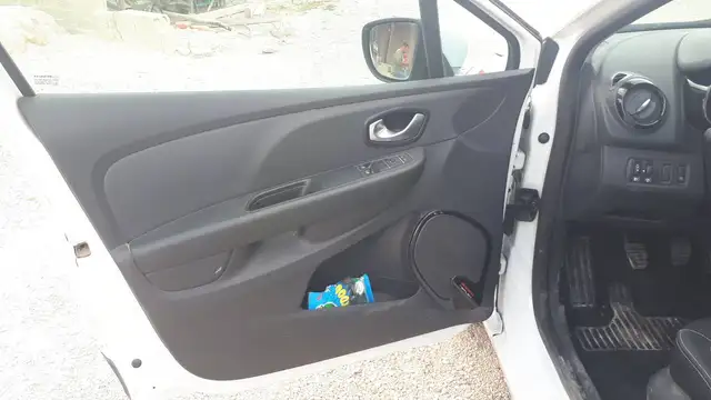 Renault Clio view 7