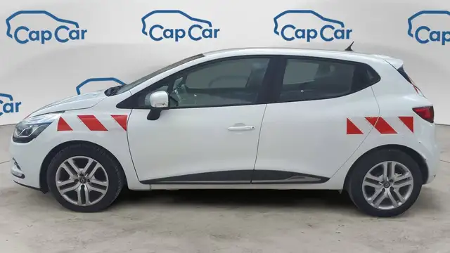 Renault Clio view 2