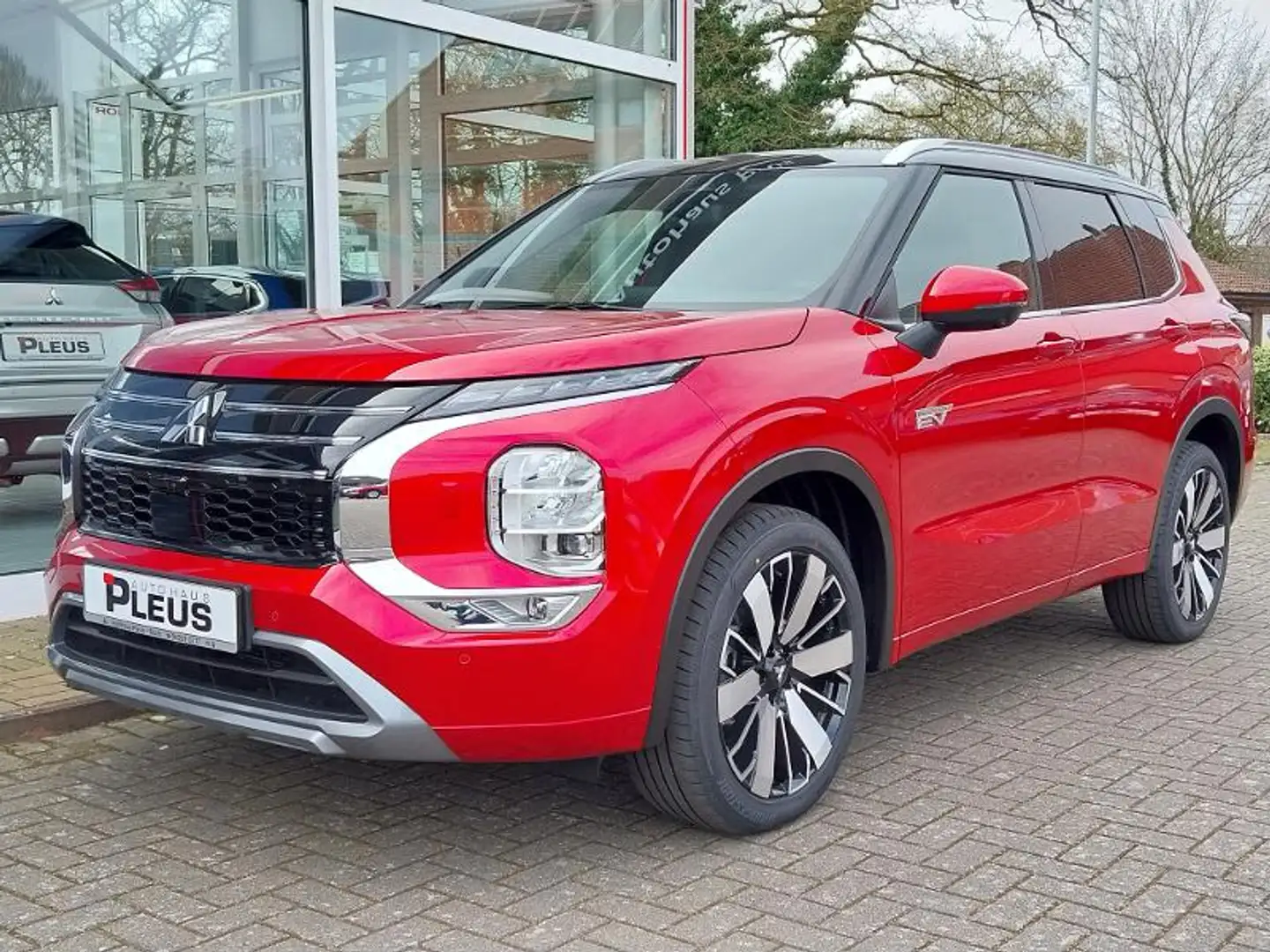 Mitsubishi Outlander 2.4L PHEV TOP Pano-Dach Rouge - 2