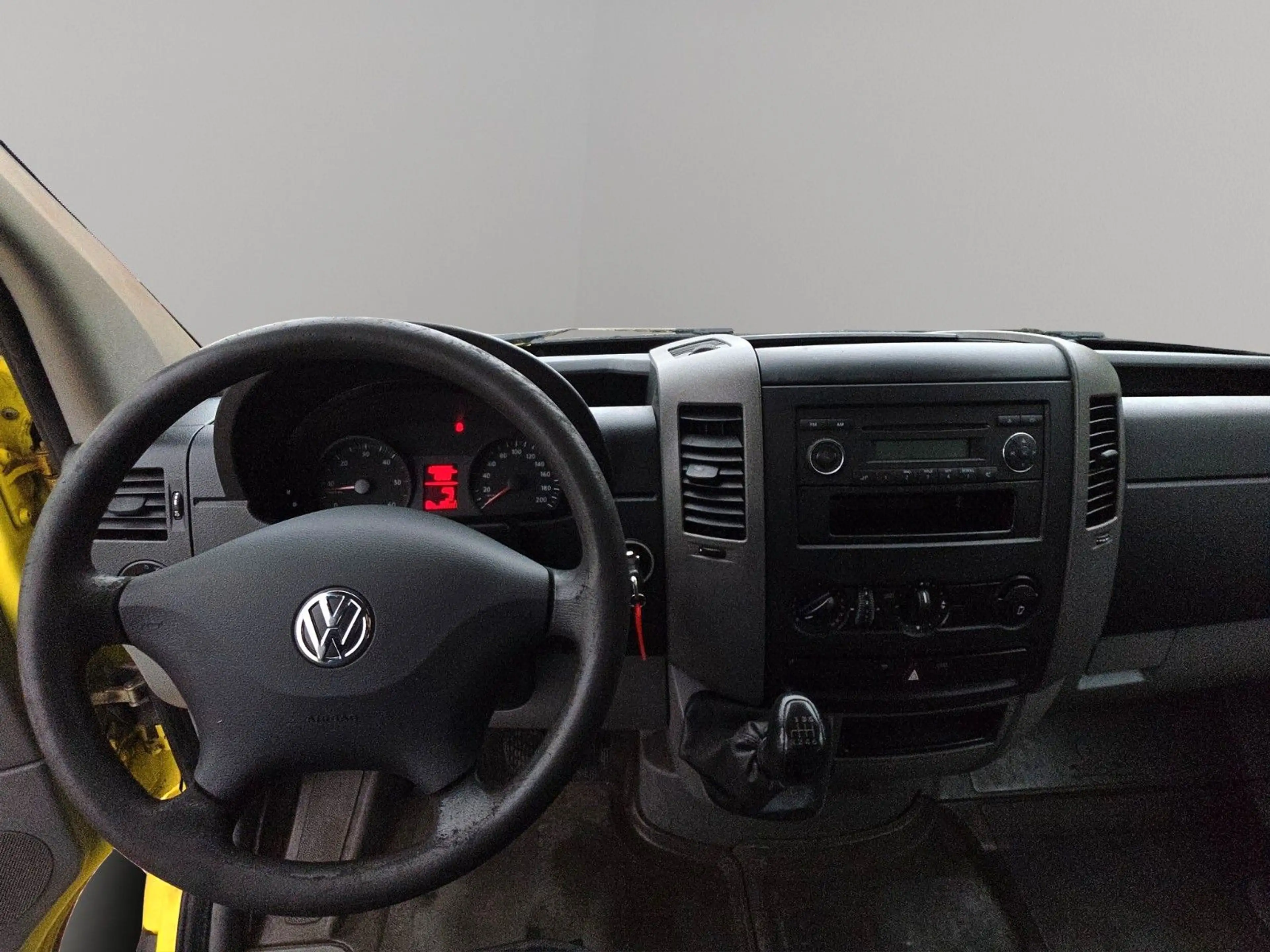 Volkswagen Crafter Pritsche 30 L2 mittel Doppelkabine — photo 10