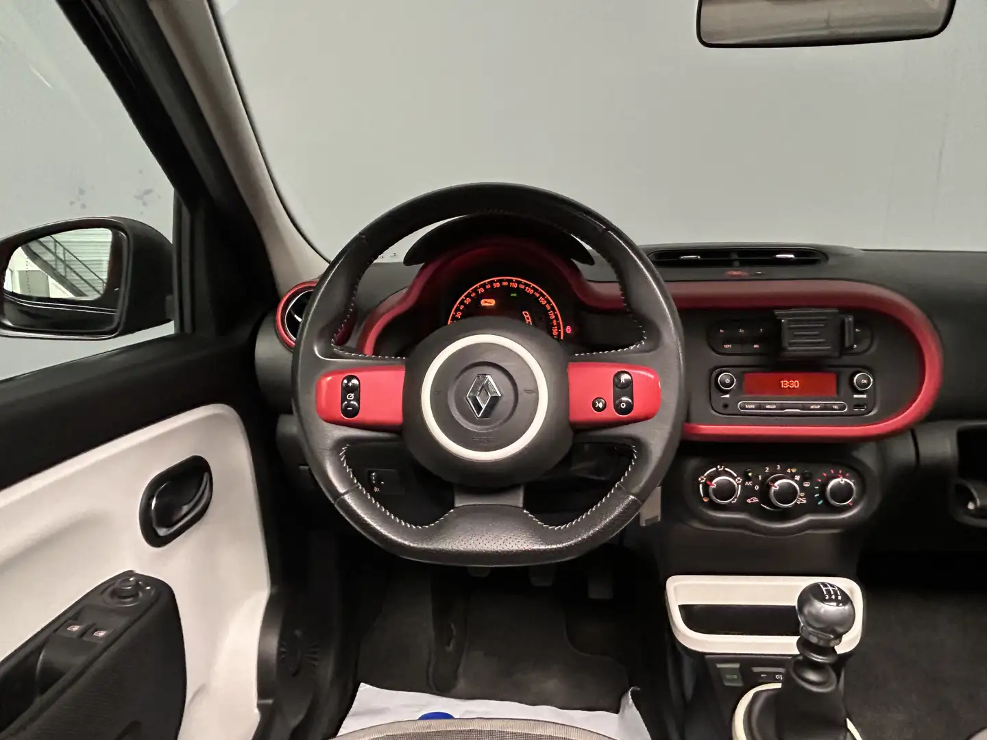 Renault Twingo 0.9 TCe Intens 90pk|Airco|Cabrio Negro - 2