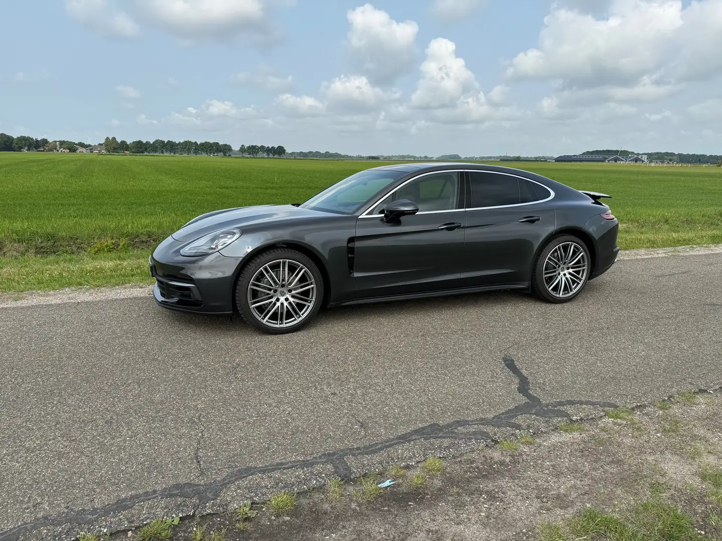 Porsche Panamera Panamera 4S 2.9 Šedá - 2