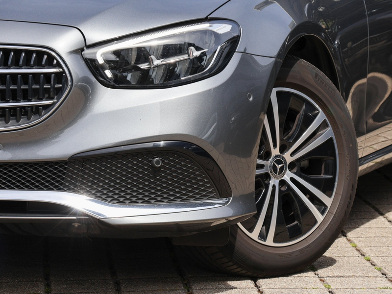 Mercedes-Benz E 220 d T Avantgarde/AHK/360/Totw/Ambiente/LED — photo 6