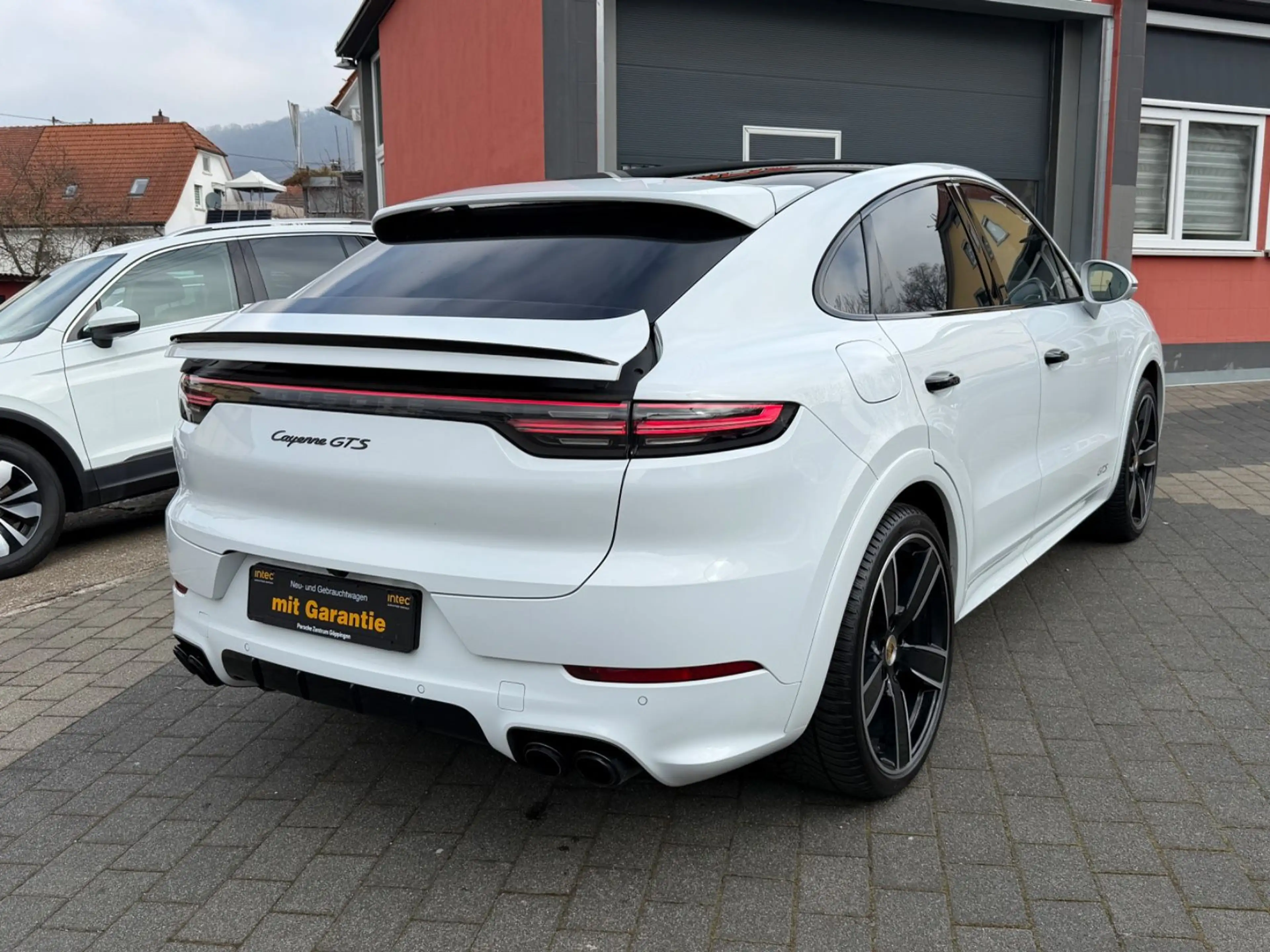 Porsche Cayenne Coupe GTS*APPROVED*NV*AHK*PANO*HAL*SH* — photo 4