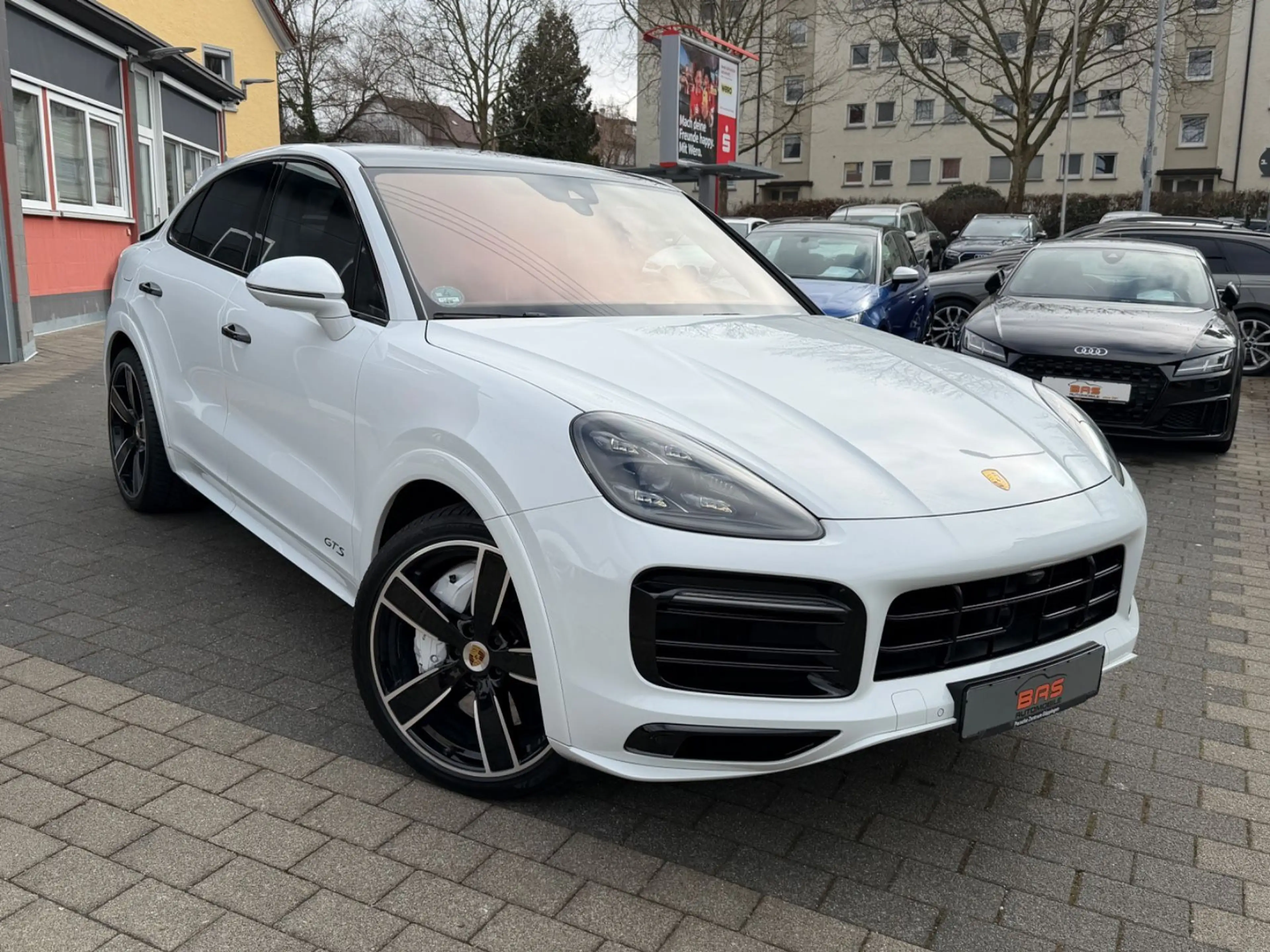 Porsche Cayenne Coupe GTS*APPROVED*NV*AHK*PANO*HAL*SH* — photo 3