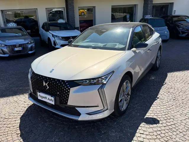 DS Automobiles DS 4 1.6 E-TENSE PLUG IN ESPRIT DE VOYAGE 225CV EAT8