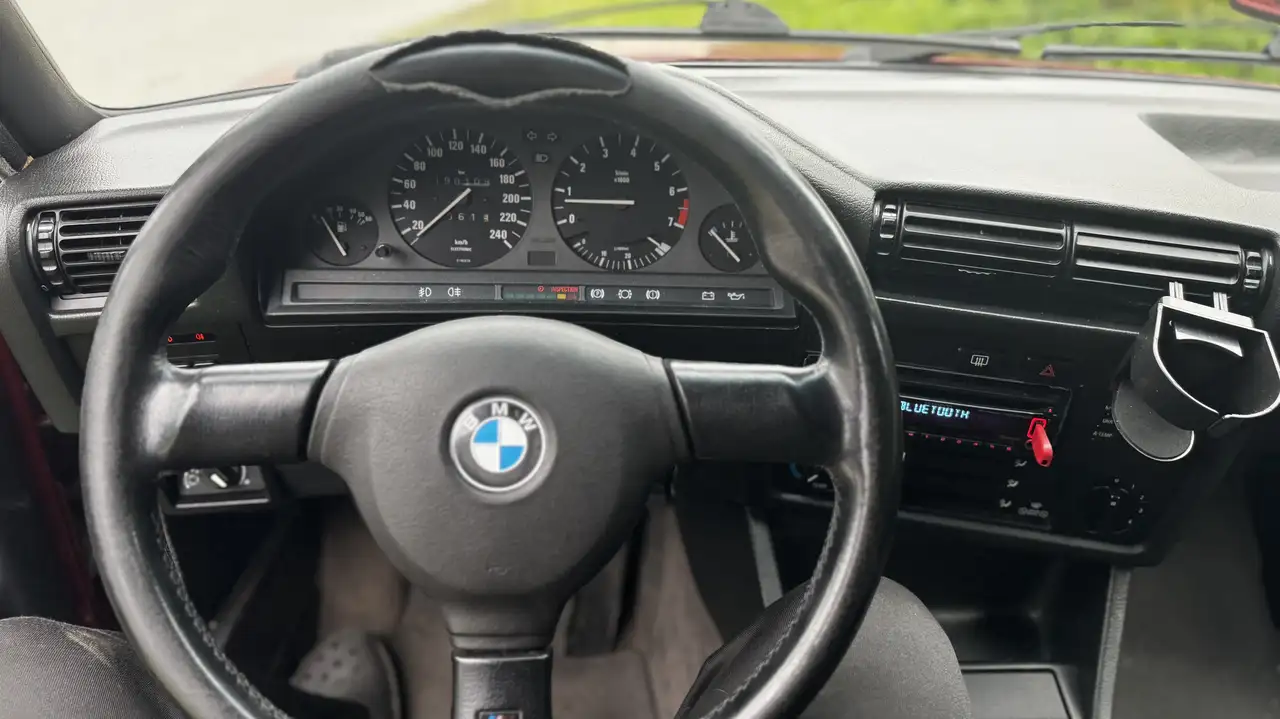 BMW 320 i Cabrio Orginal Zustand, foto 11