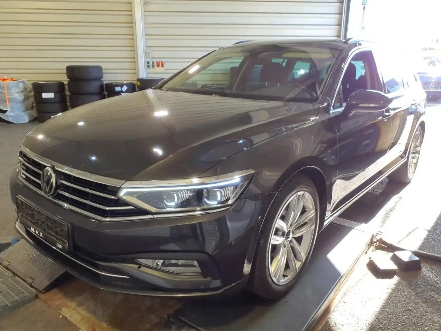 Volkswagen Passat Variant Passat 2.0 TDI DSG Variant R-LINE*R-CAM*VIRTUAL* Grau - 1