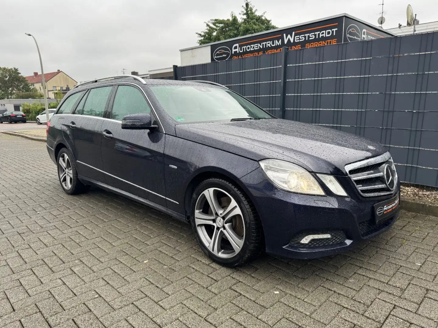 Mercedes-Benz E 350 E -Klasse T-Modell , Steuerkette Geräusch Niebieski - 2