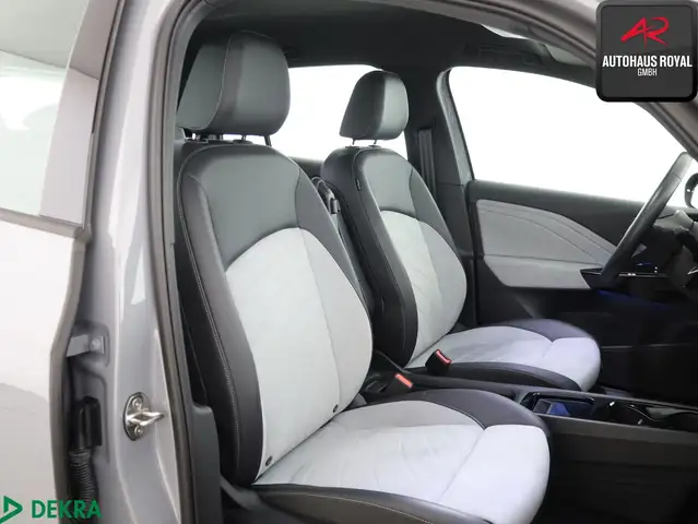 Volkswagen Id.3 view 11