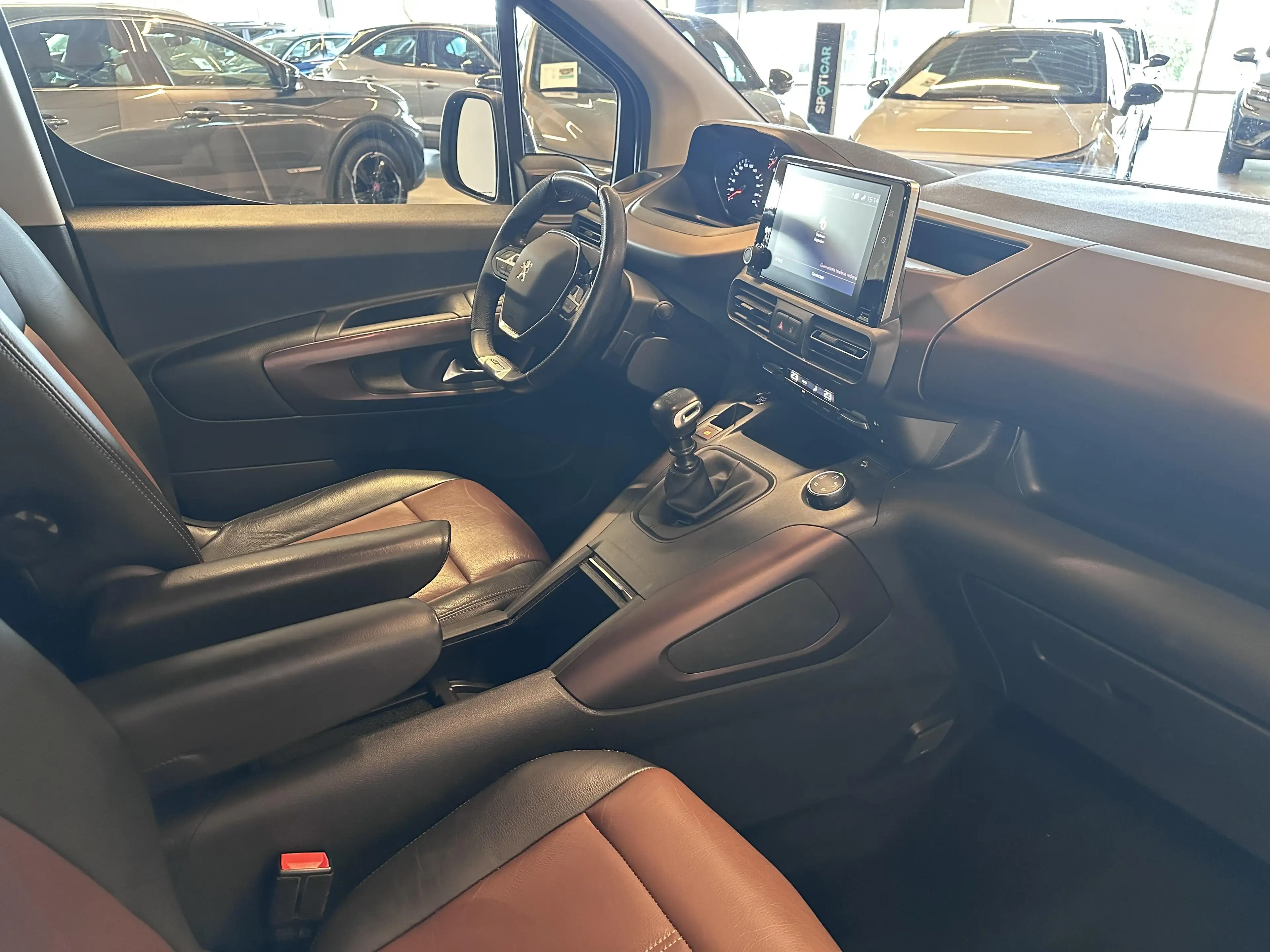 Peugeot Rifter 7 PL LONG GT 1.5 DIESEL 130 man 6 — photo 8