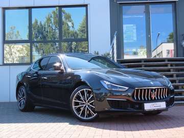 GT Mild-Hybrid 1. Hand Softclose 360°
