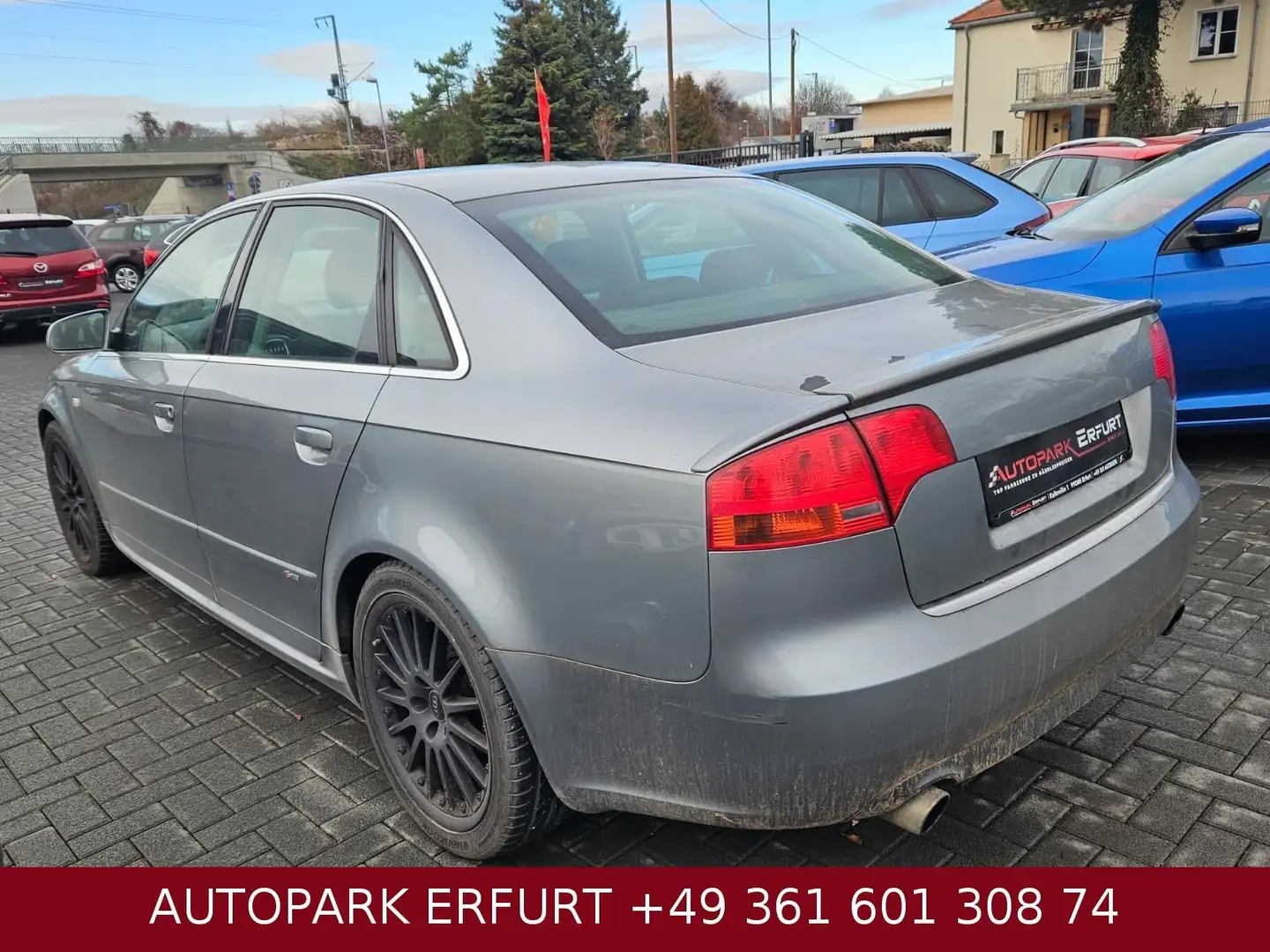 Audi A4 Lim. 1.8 T S-Line*Klima*Xenon*StzH*TÜV+SERV Grijs - 2