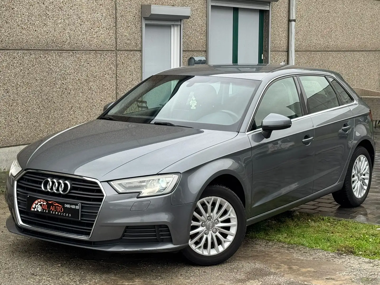Audi A3 A3 Sportback 1.6 TDi S-Tronic 2017 Gps Airco Euro6 Grijs - 1