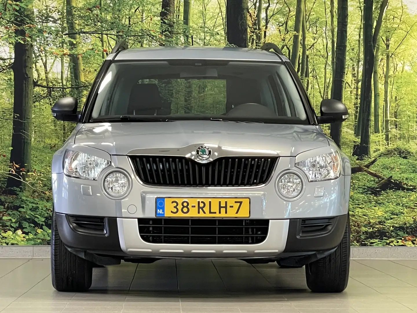 Skoda Yeti 1.2 TSI Comfort | Origineel Nederlands | Lichtmeta Bleu - 2