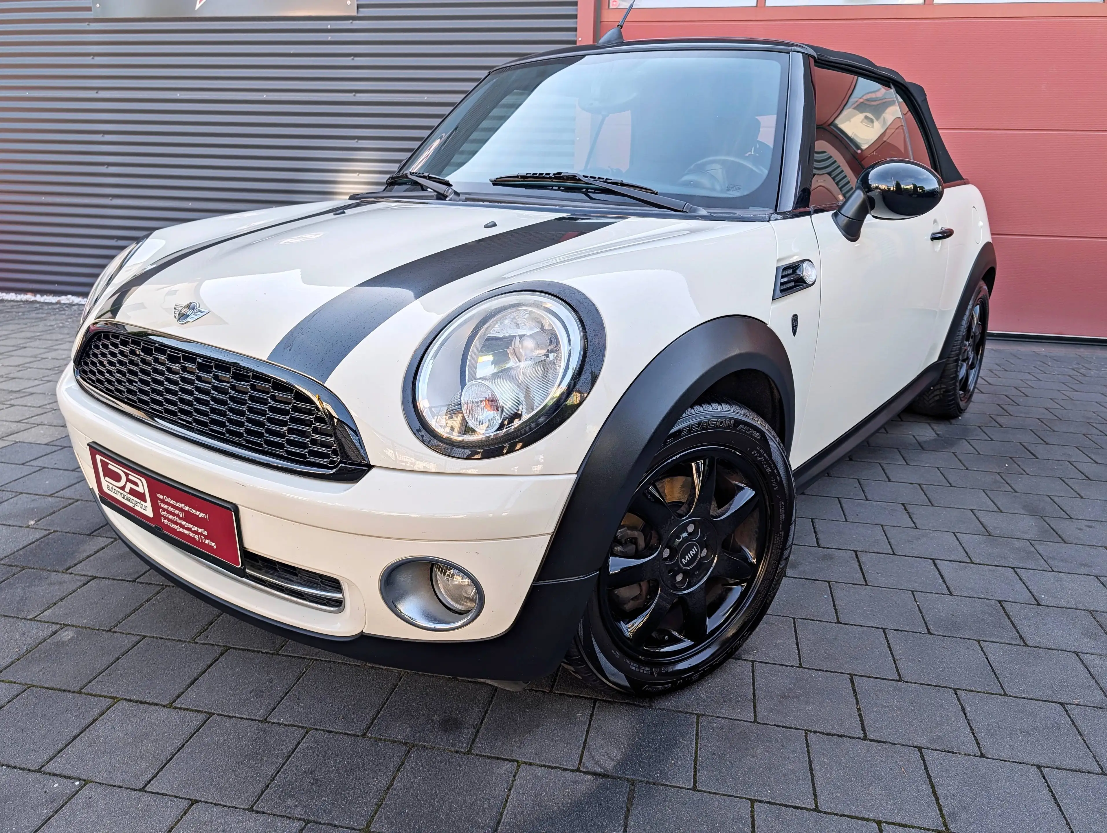MINI Cooper Cabrio Mini Cooper Cabrio 1.6 "Edition" *TEILLEDER/PDC/KLIMA* — photo 2