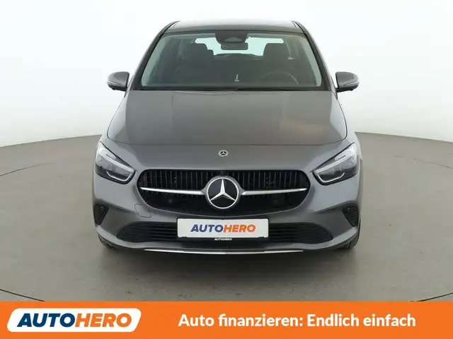 Mercedes-Benz B-Class view 9