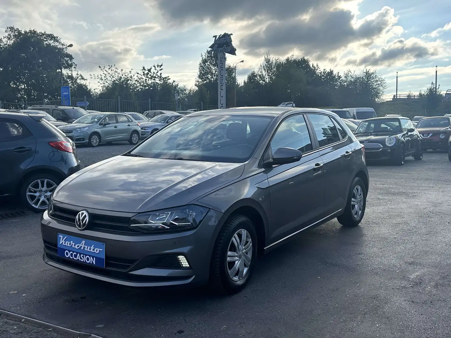 Volkswagen Polo 1.0i Trendline * GARANTIE 12 MOIS * Grau - 2