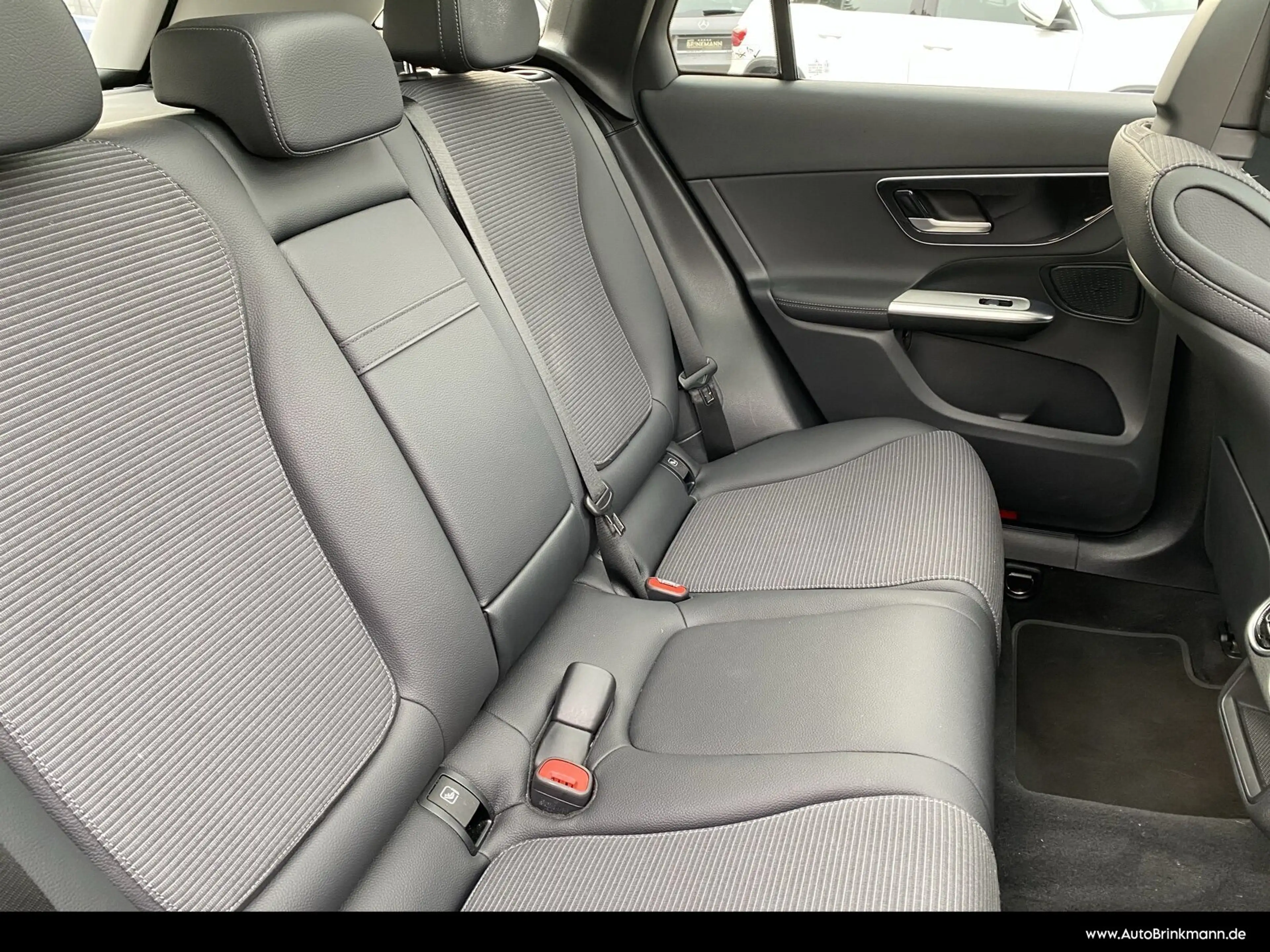 Mercedes-Benz GLC 220 GLC 220 d 4M ADVANCED+/PANO-SHD/AHK/MBUX/NAVI LED — photo 11