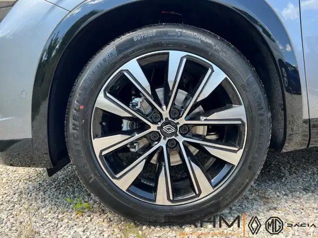 Renault Austral view 8