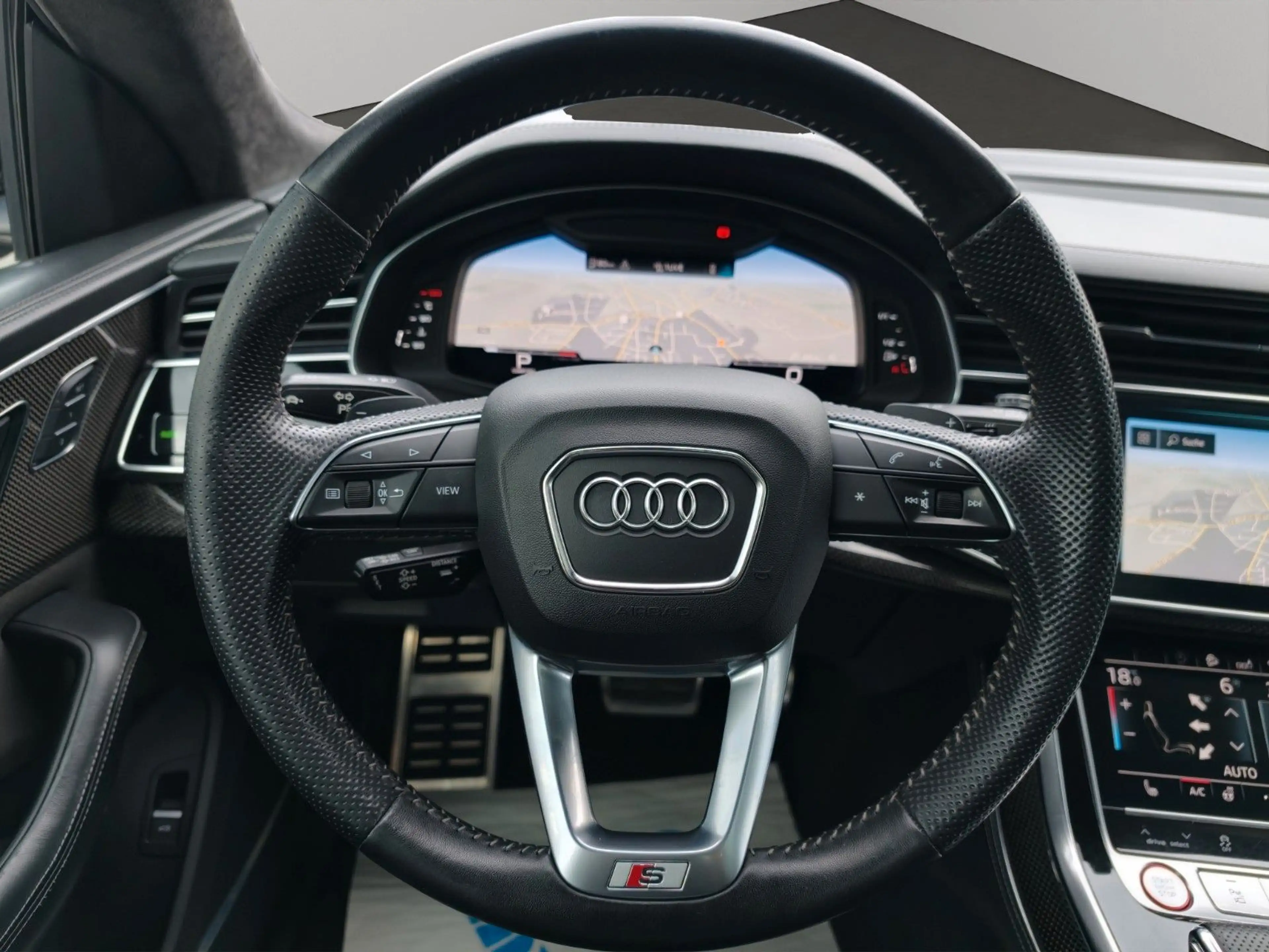 Audi SQ8 4.0 TDI quattro*360° KAMERA*LUFTFEDRUNG*ACC* — photo 12