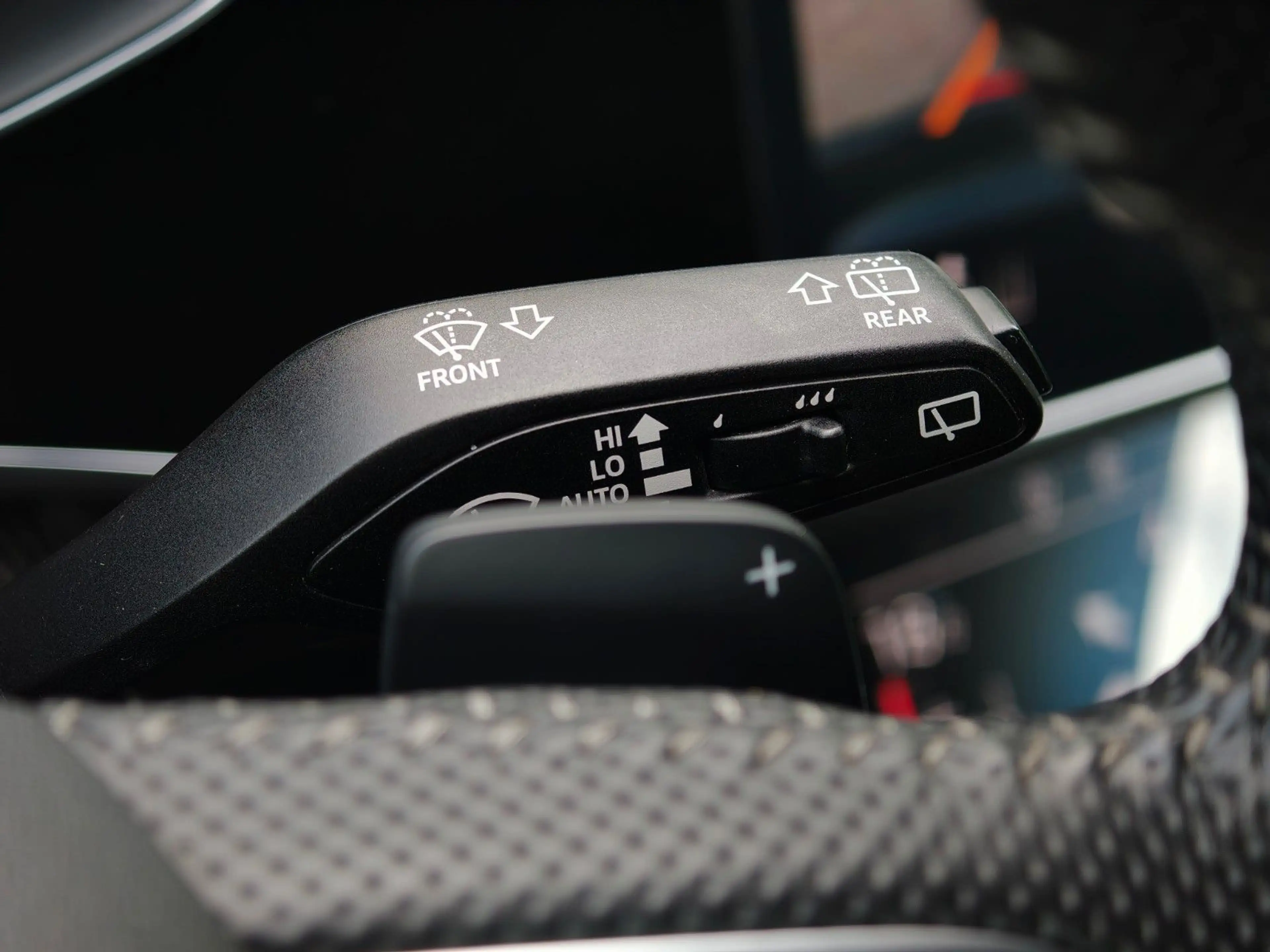 Audi SQ8 4.0 TDI quattro*360° KAMERA*LUFTFEDRUNG*ACC* — photo 14