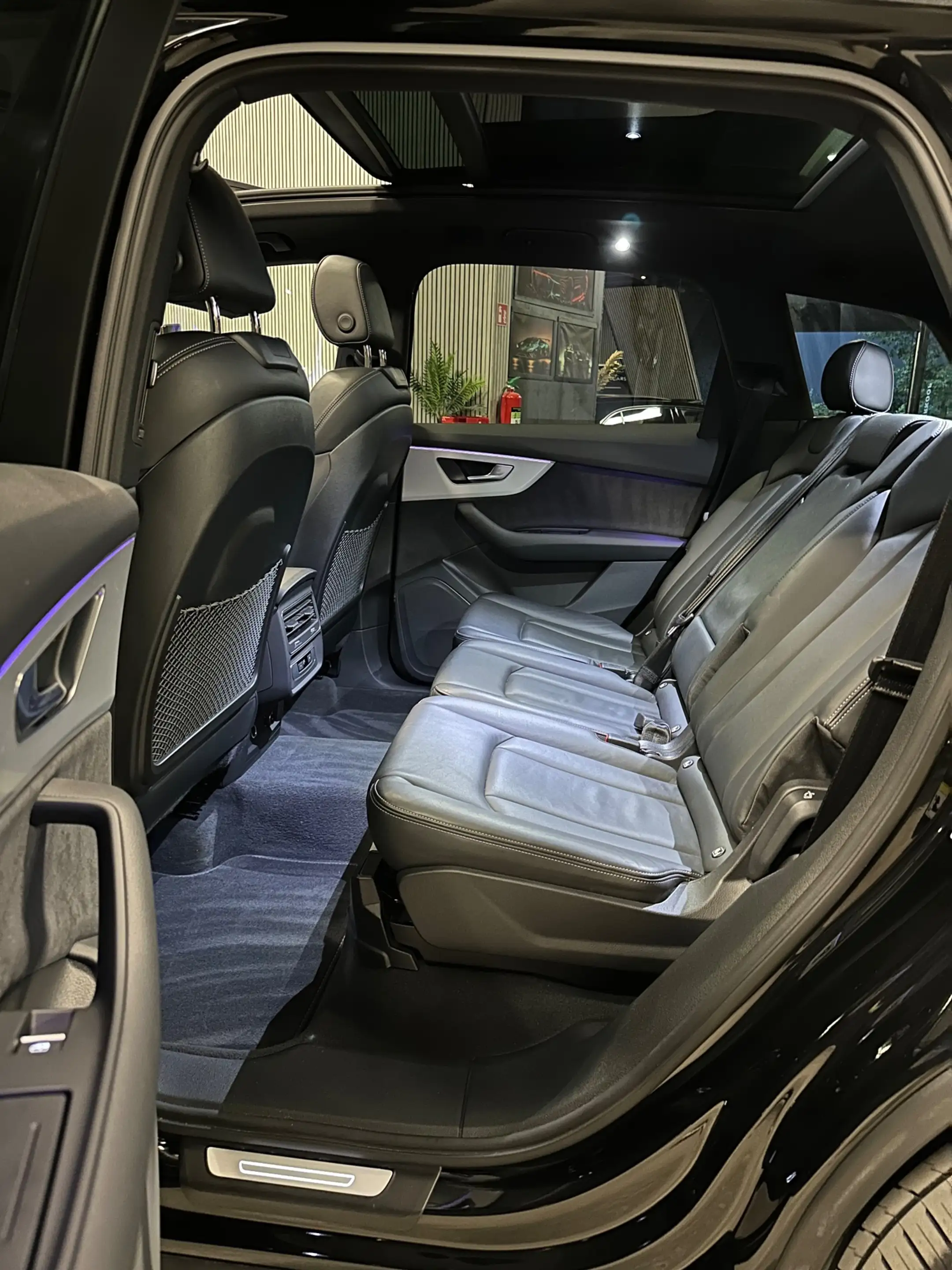 Audi Q7 55 TFSI e quattro 3X S-LINE|FULL OPTIONS — photo 33