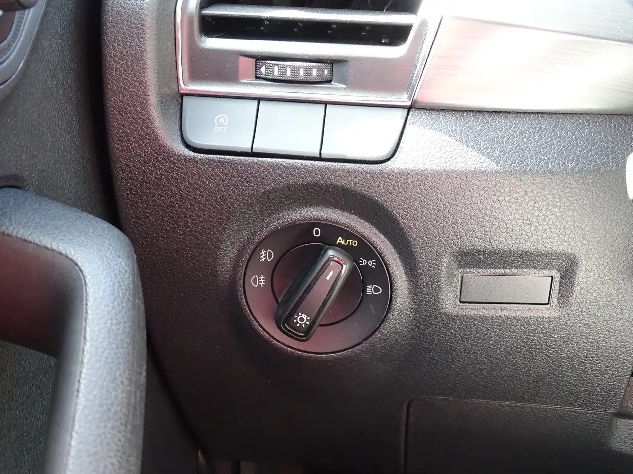 Skoda Fabia 1.0 Drive 125 Best Of LED Navi Panorama, миниатюра 24