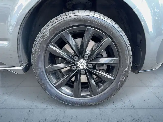 Volkswagen California view 7