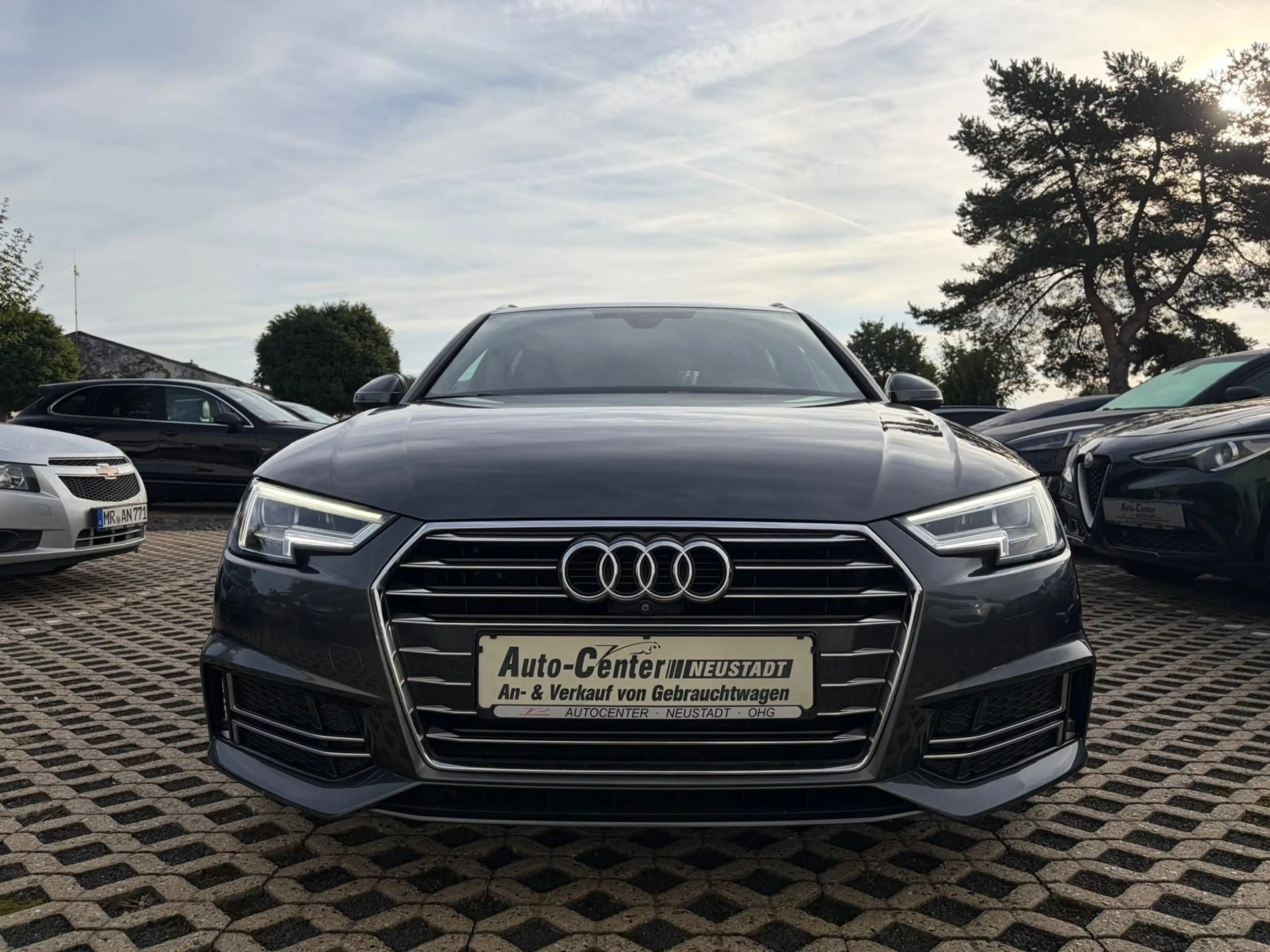 Audi A4 Avant sport KAMERA/NAVI/PDC/LED/DAB+ — photo 9