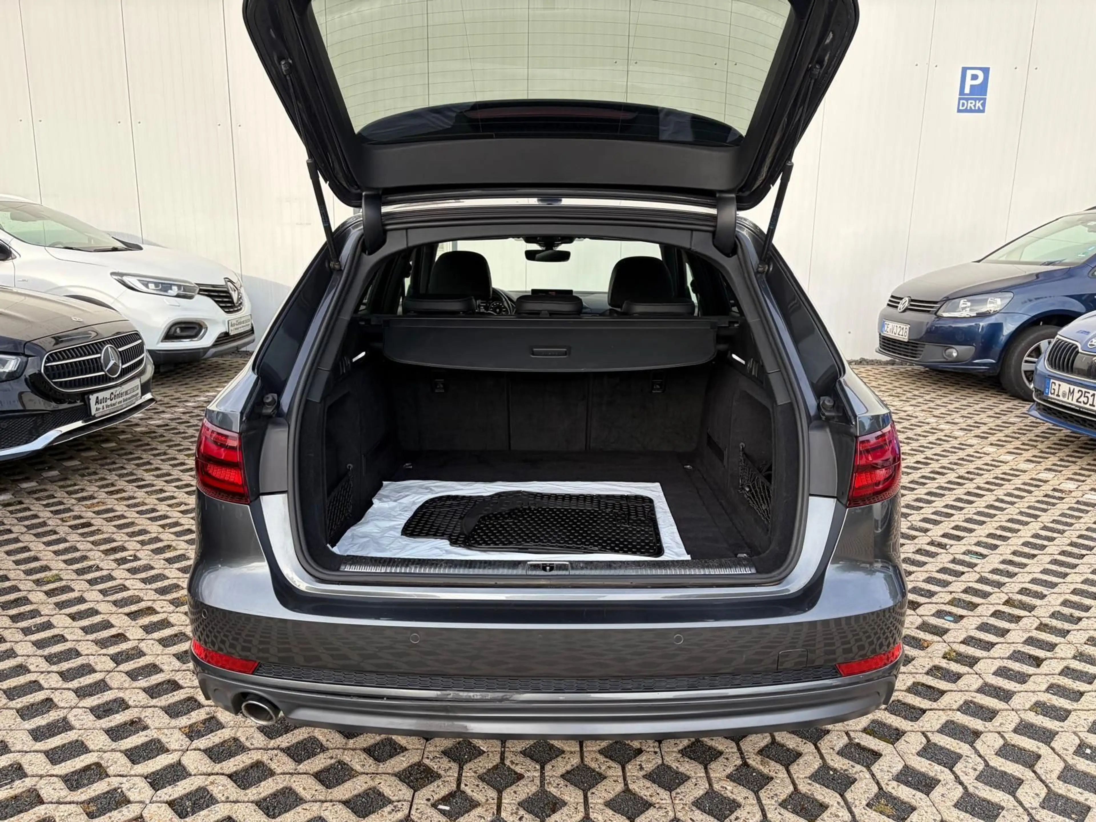 Audi A4 Avant sport KAMERA/NAVI/PDC/LED/DAB+ — photo 5