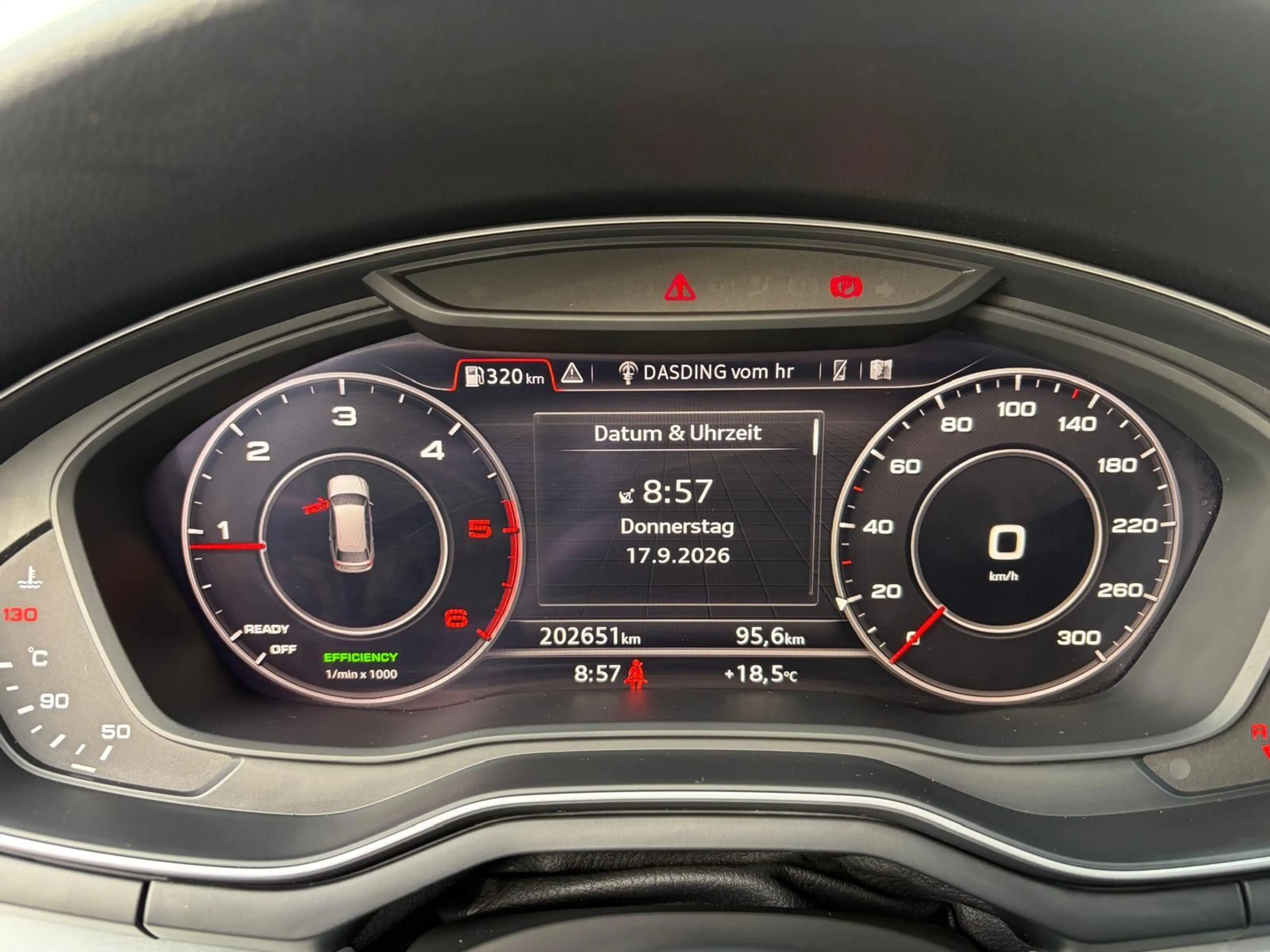 Audi A4 Avant sport KAMERA/NAVI/PDC/LED/DAB+ — photo 15