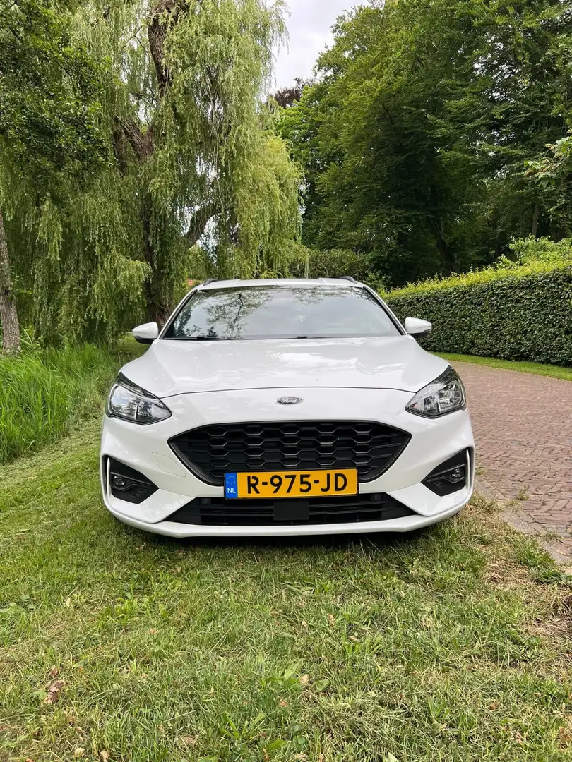 Ford Focus 1.0 EcoB. Tit. XBns ST-line Wit - 2