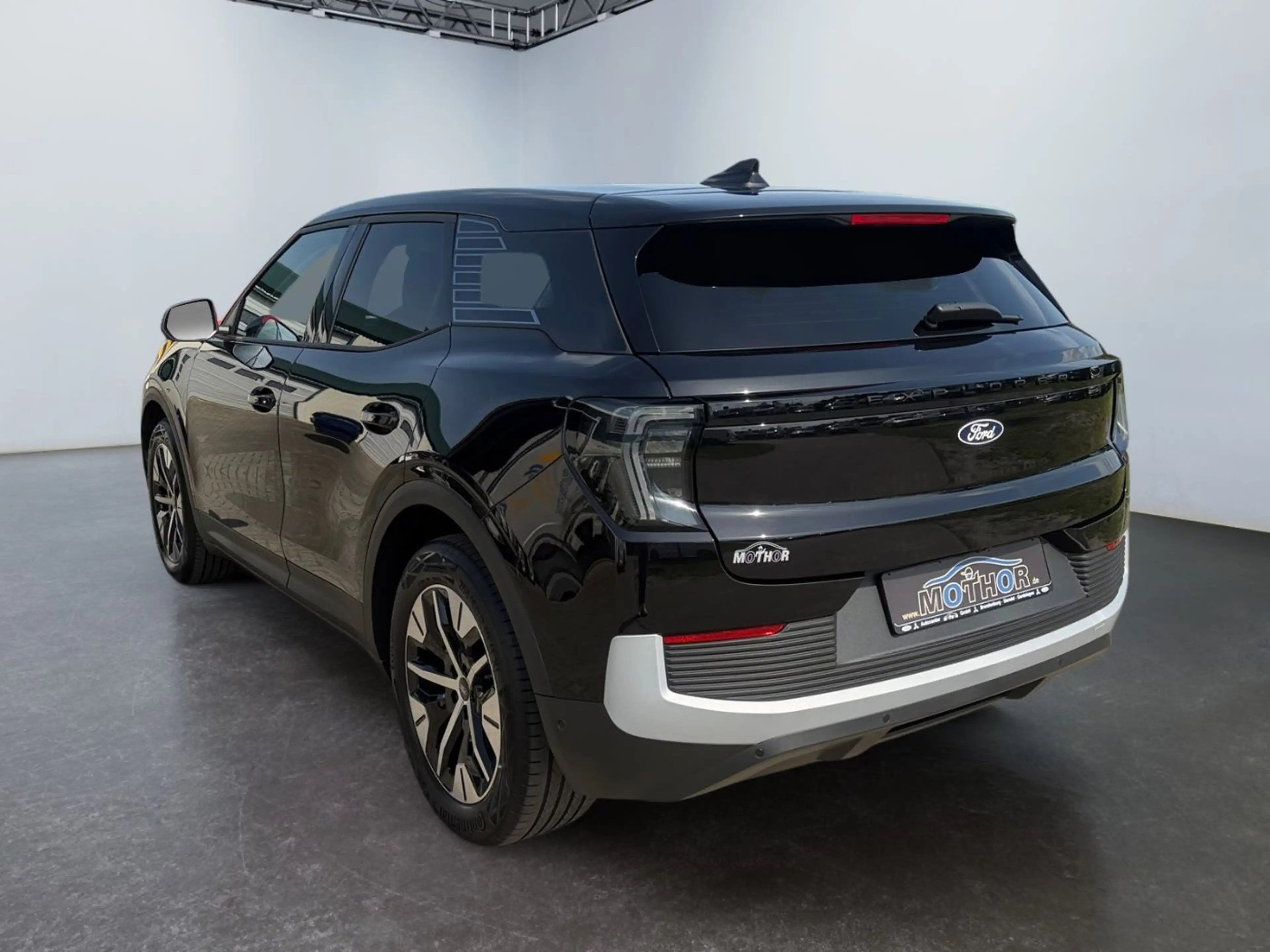 Ford Explorer Premium RWD 58kWh Matrix Scheinwerfer — photo 3