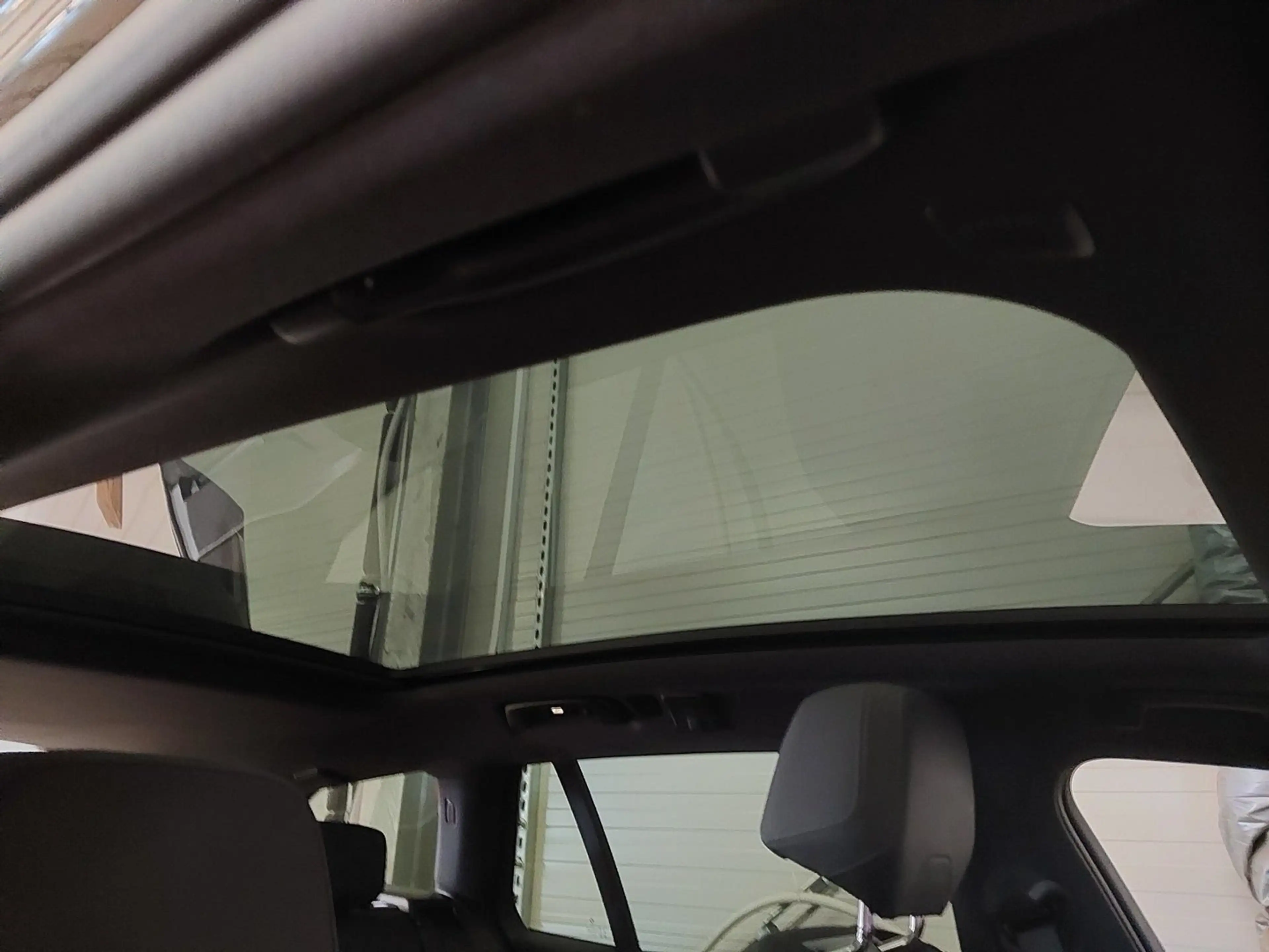 BMW 520 d Touring M Sport || Head-Up AHK Pano-Glasdach — photo 9