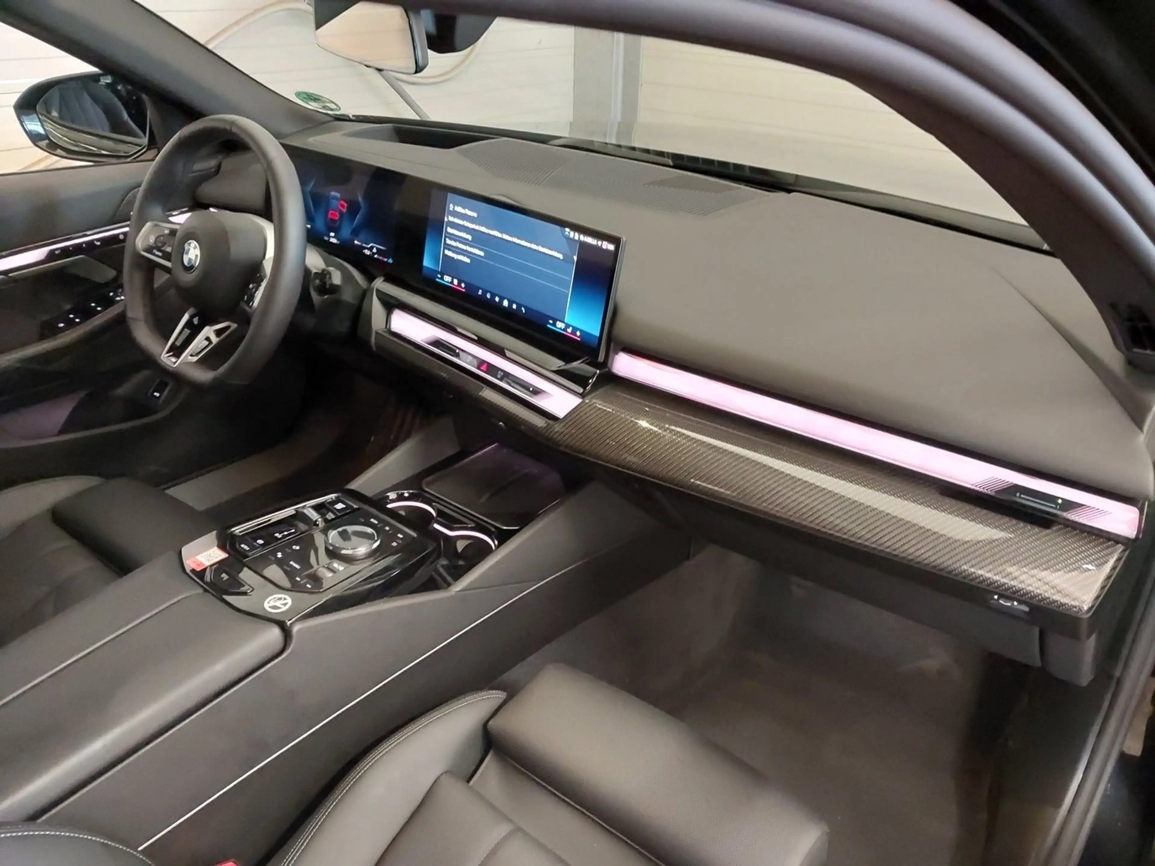 BMW 520 d Touring M Sport || Head-Up AHK Pano-Glasdach — photo 5