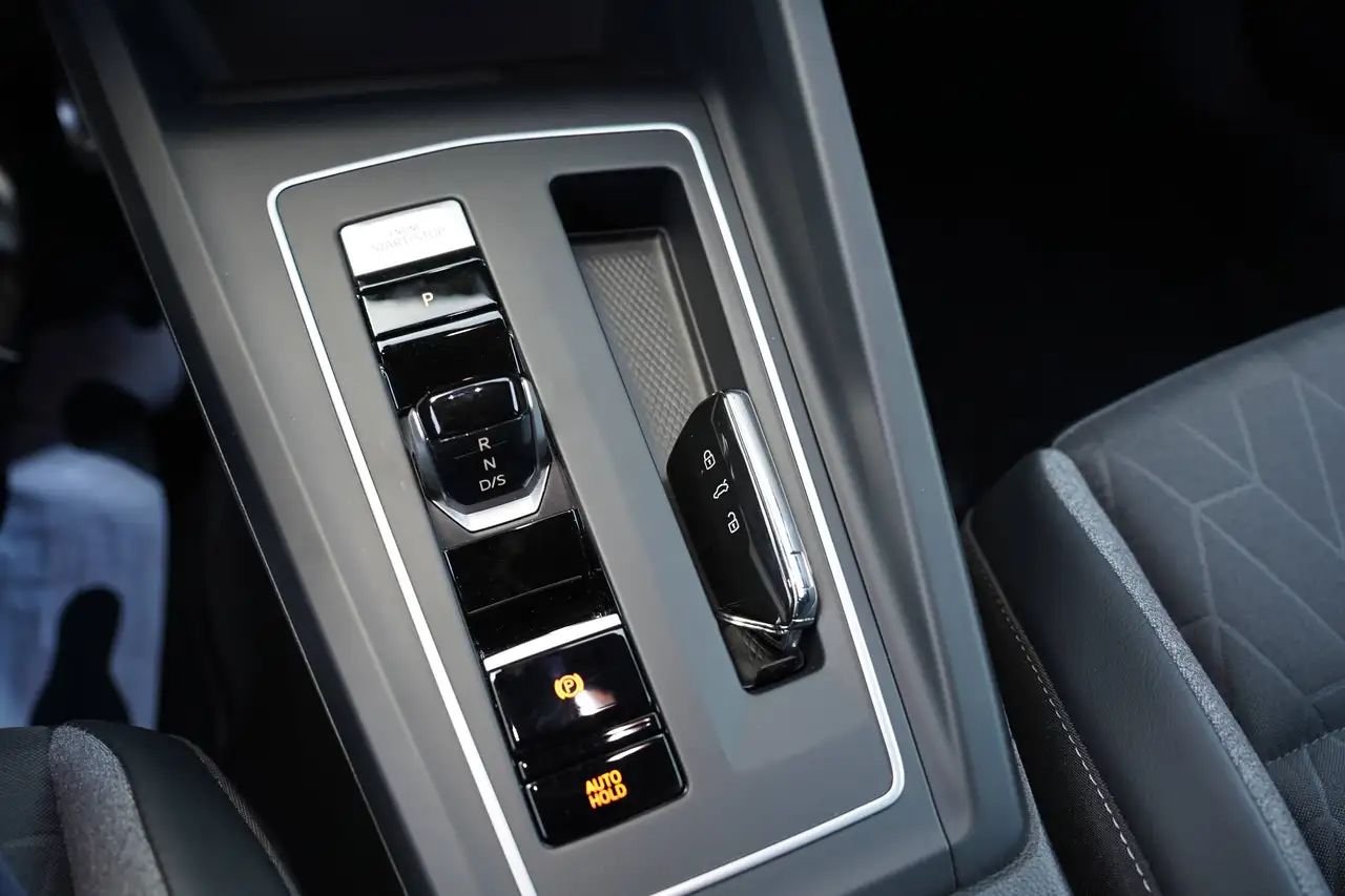 Volkswagen Golf 1.5 eTSI 150 pk DSG GOAL MODEL 2026 *TREKHAAK / 360° / LED PLUS, миниатюра 28
