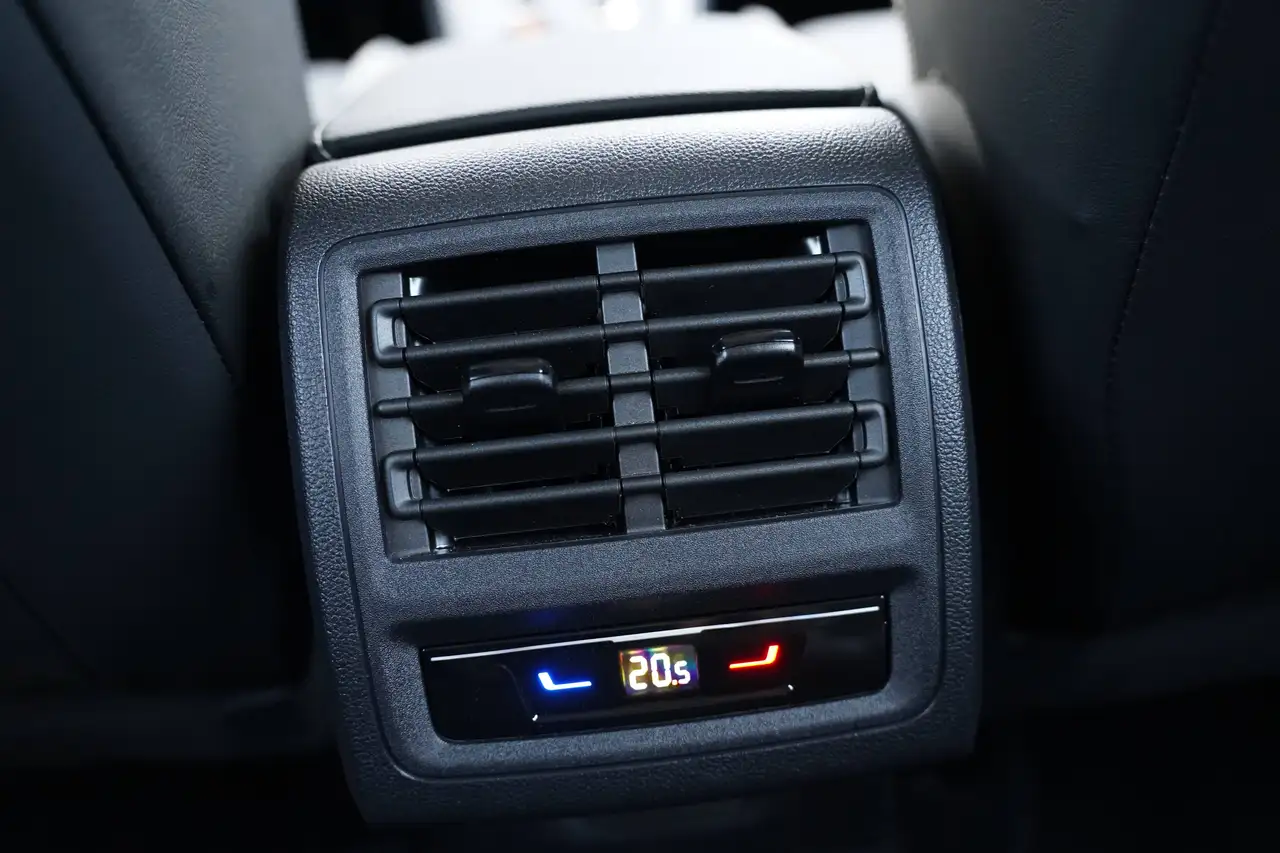Volkswagen Golf 1.5 eTSI 150 pk DSG GOAL MODEL 2026 *TREKHAAK / 360° / LED PLUS, миниатюра 29