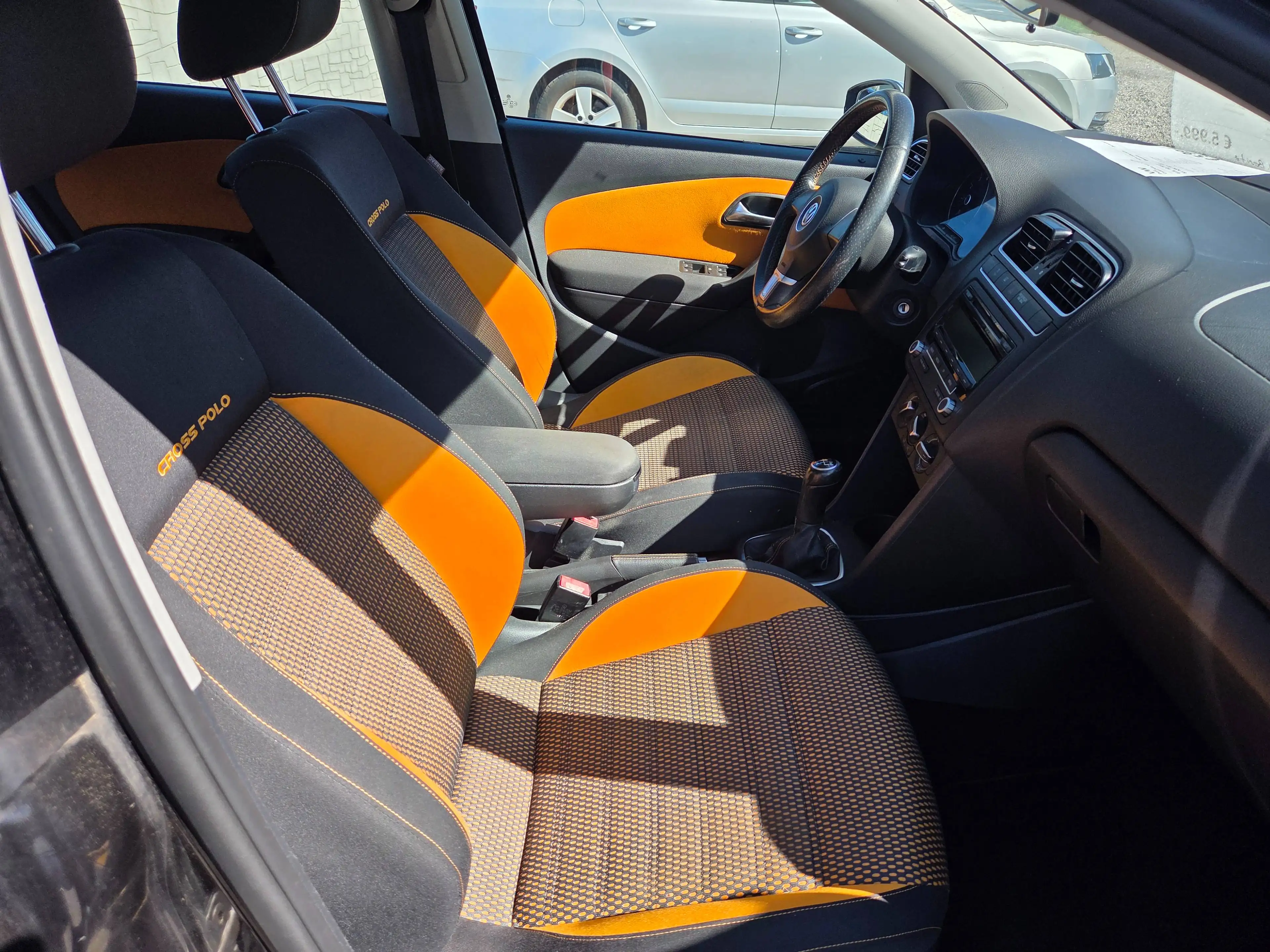 Volkswagen Polo Cross — photo 7