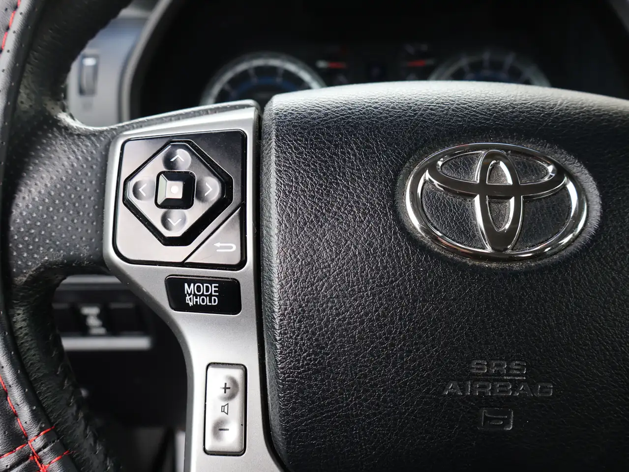 Toyota 4-Runner снимка Toyota 4-Runner