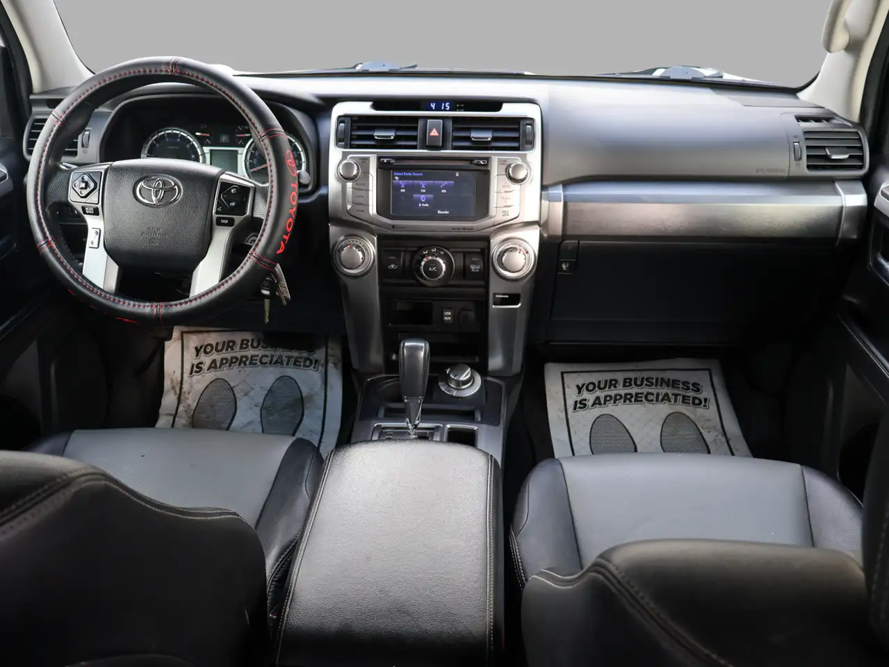Toyota 4-Runner снимка Toyota 4-Runner