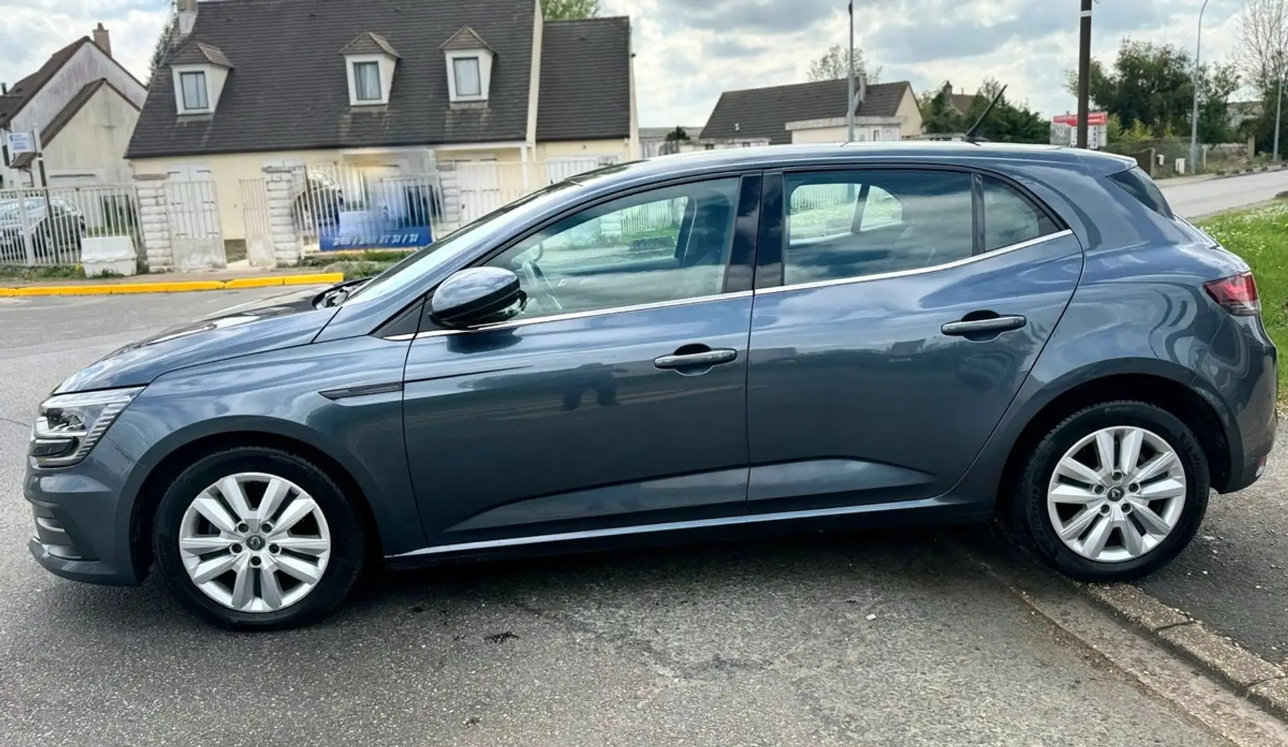 Renault Megane 1.5 DCI 115CV BVA7 BUSINESS 10000HT ENTRETIEN COMP Gris - 2