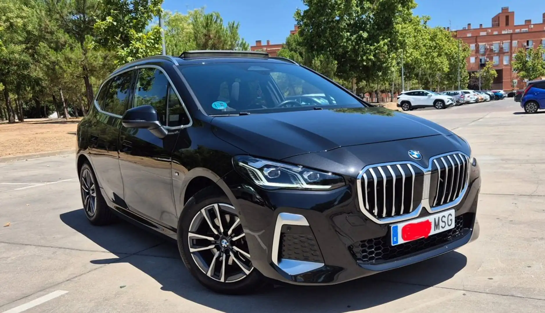 BMW 218 218dA Active Tourer M Sport - 1