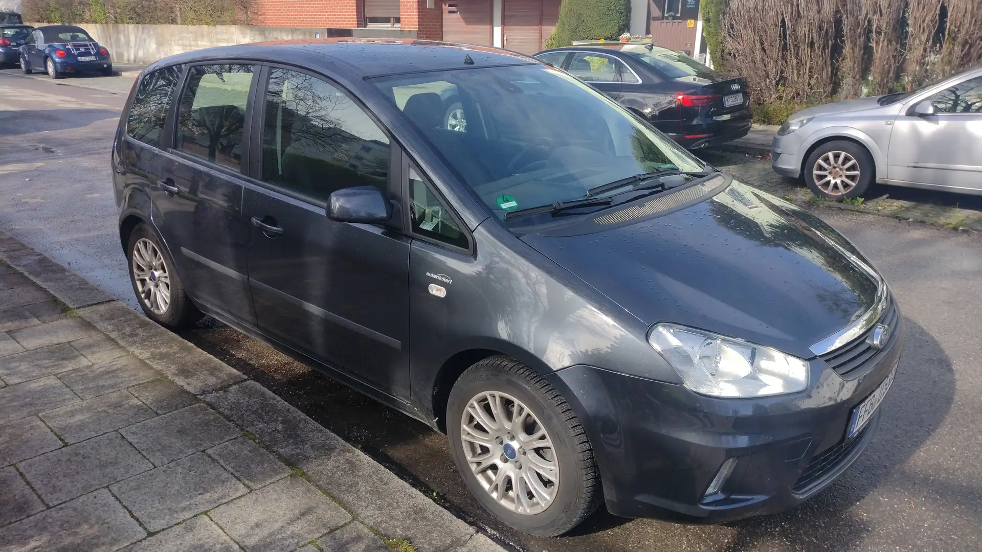Ford Focus C-Max Focus C-MAX 1.8 Fun X Grau - 2