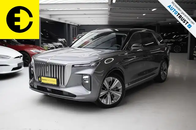 Hongqi E-HS9