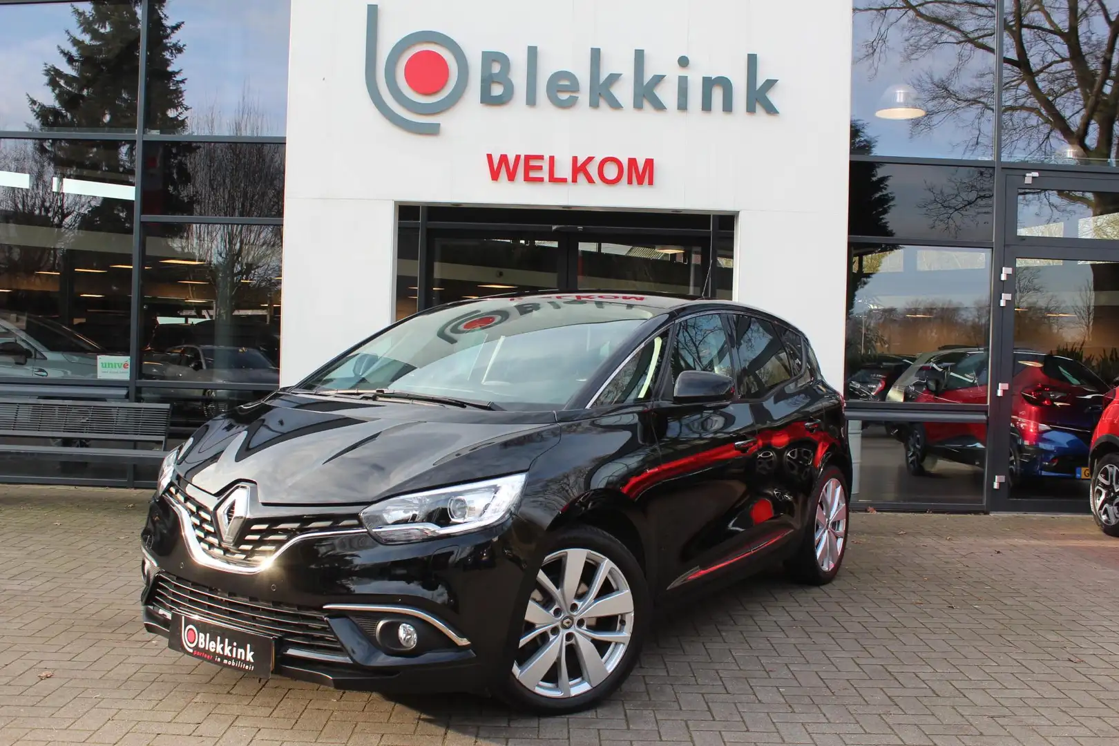 Renault Scenic 1.3 TCe Limited 140 EDC AUTOMAAT,Navigatie,PDC+ Ca Negro - 2