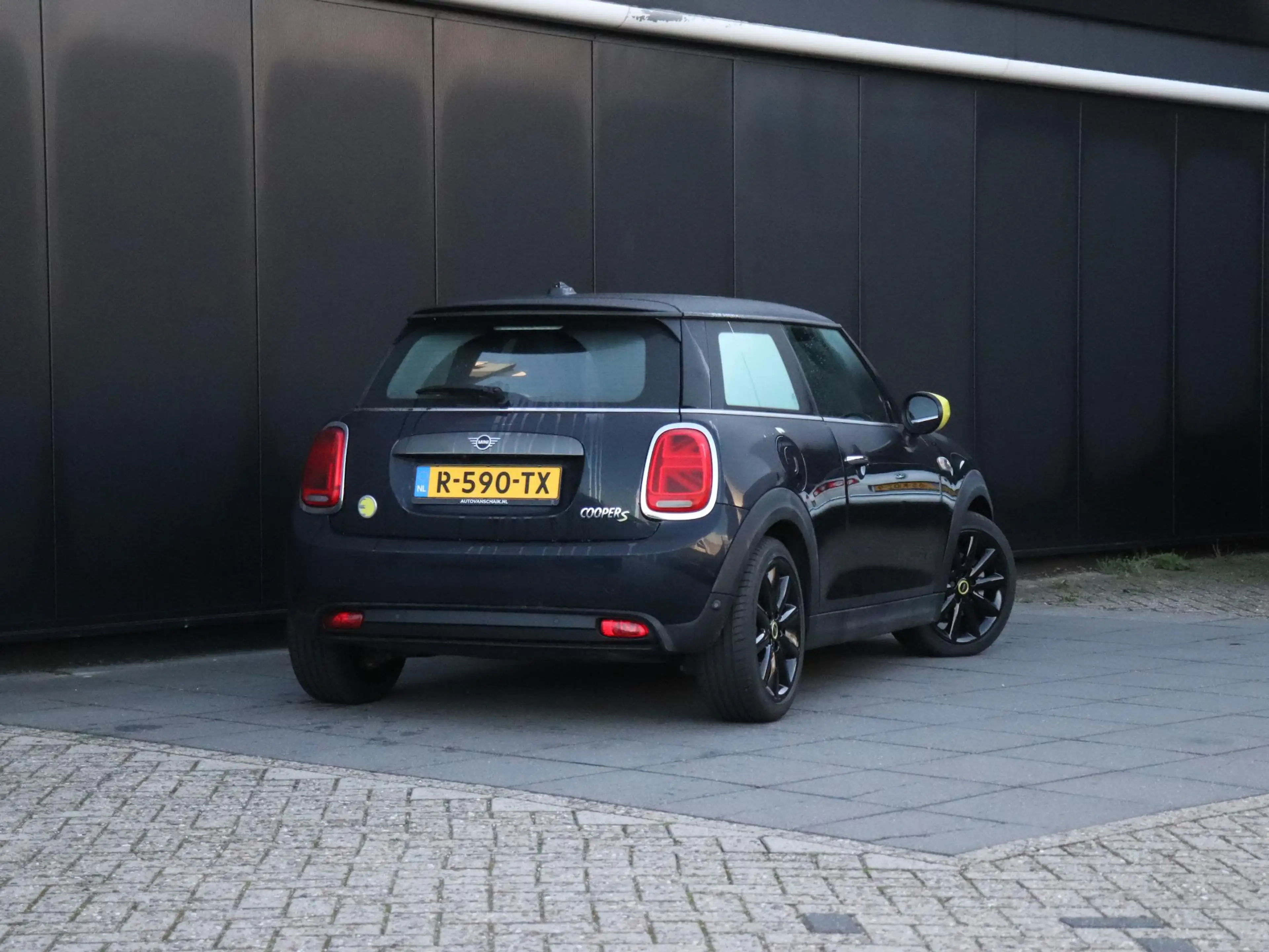 MINI Cooper S Electric 33 kWh | LEDER | PANO-DAK | CAMERA | H&K — photo 3