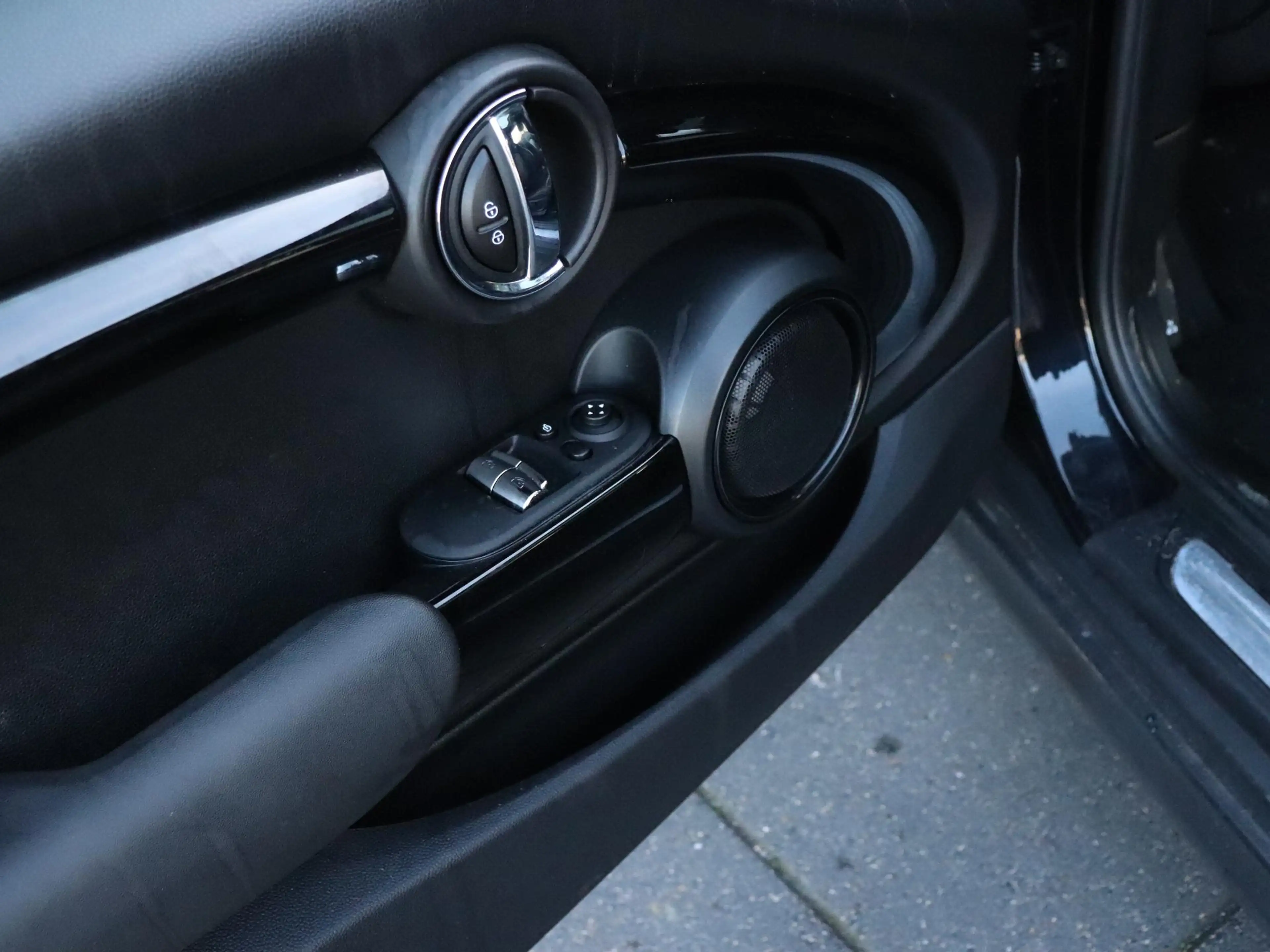 MINI Cooper S Electric 33 kWh | LEDER | PANO-DAK | CAMERA | H&K — photo 15