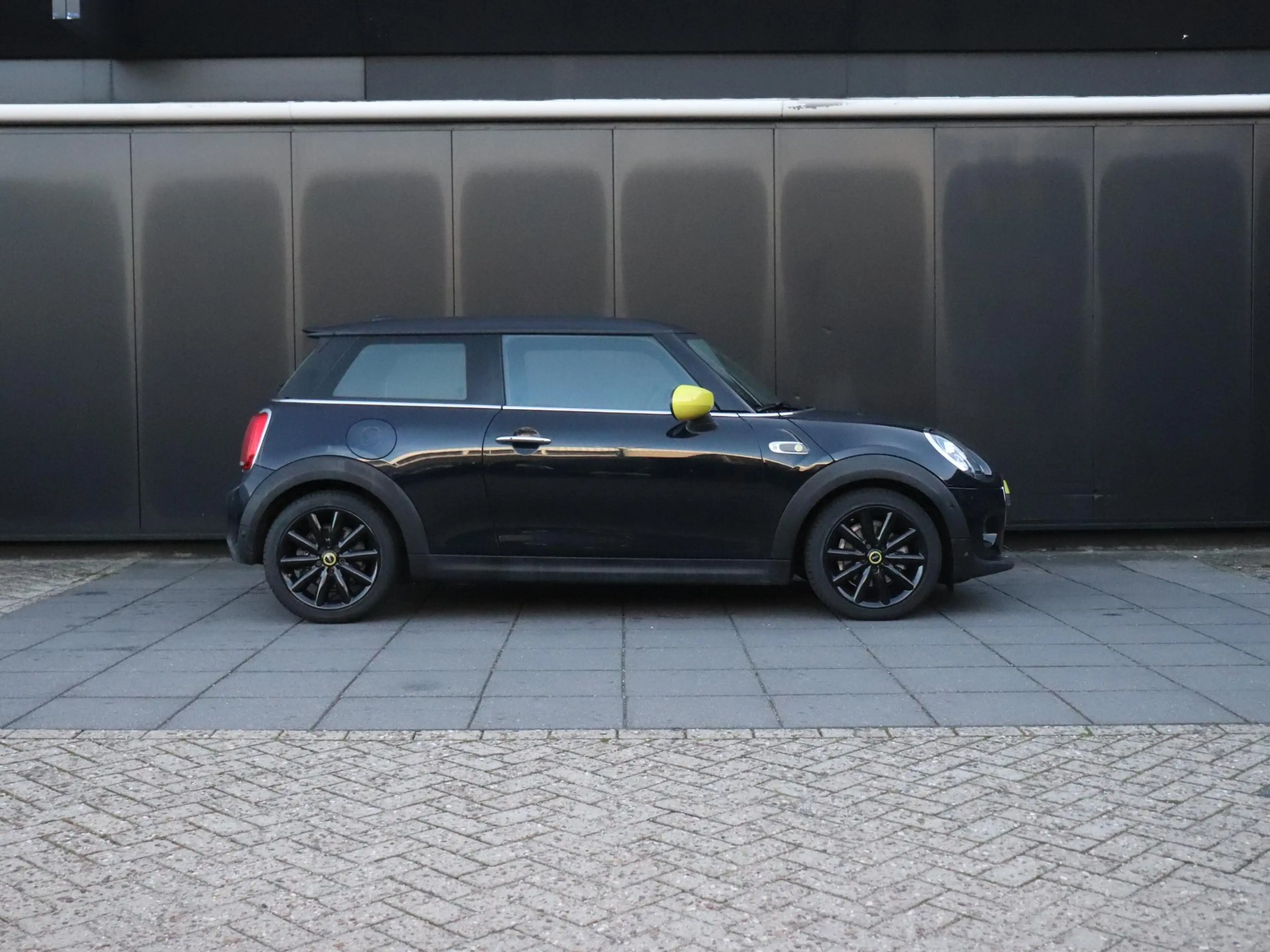MINI Cooper S Electric 33 kWh | LEDER | PANO-DAK | CAMERA | H&K — photo 4